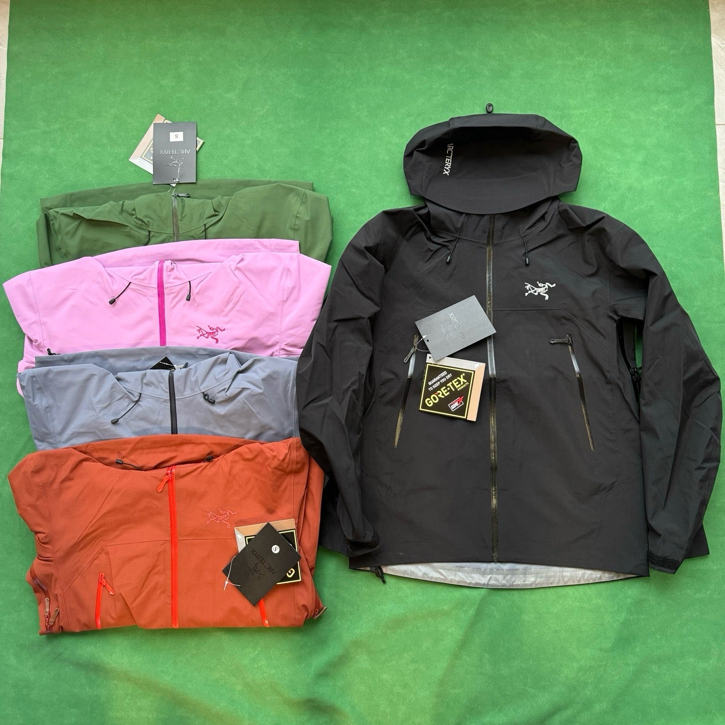 Arc'teryx has arrived in full !