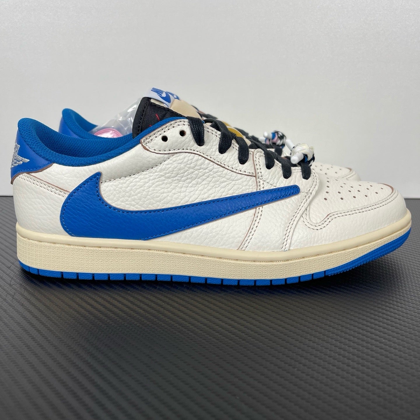 The Hottest Nike Collaborations of 2025 — Limited-Edition Collabs You Can’t Miss - Sneakers-Niko