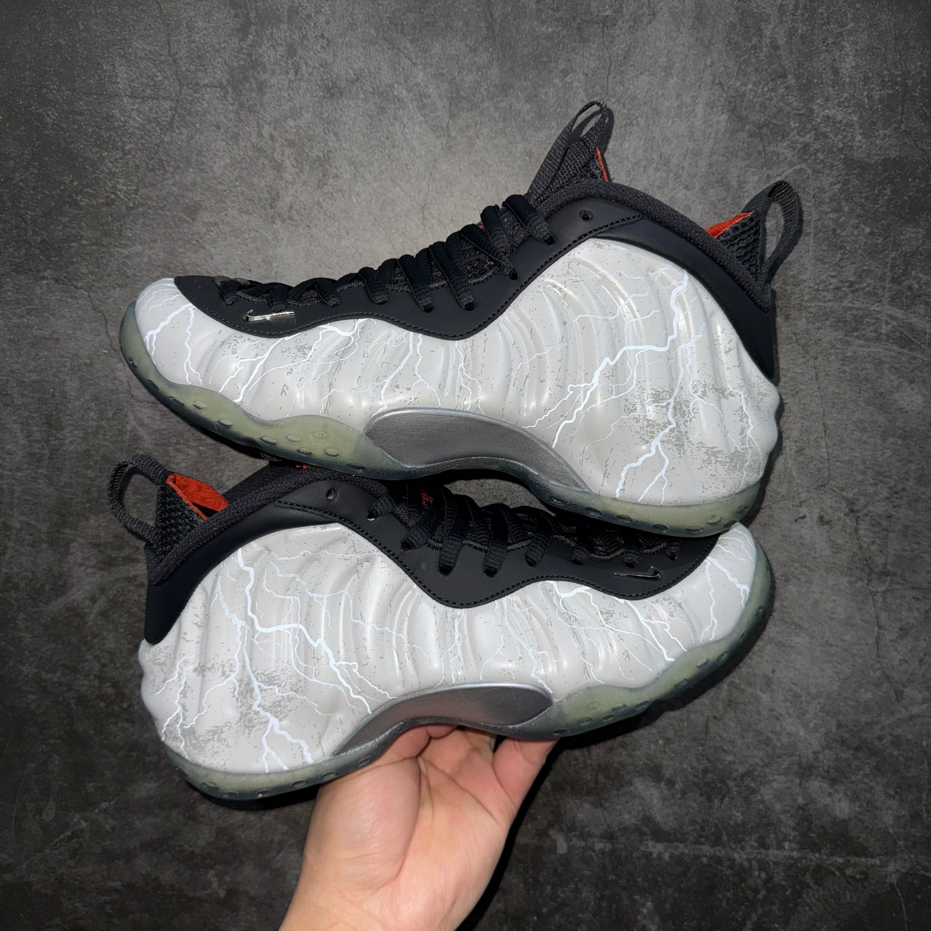 Nike Air Foamposite One Premium “Armory Navy” “Tekken 8” - Sneakers-Niko