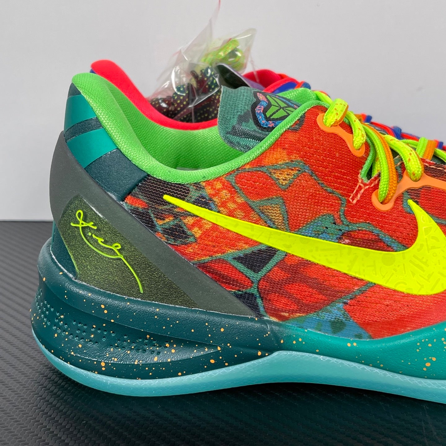 GX Batch-Kobe 8 Protro “What The Kobe”