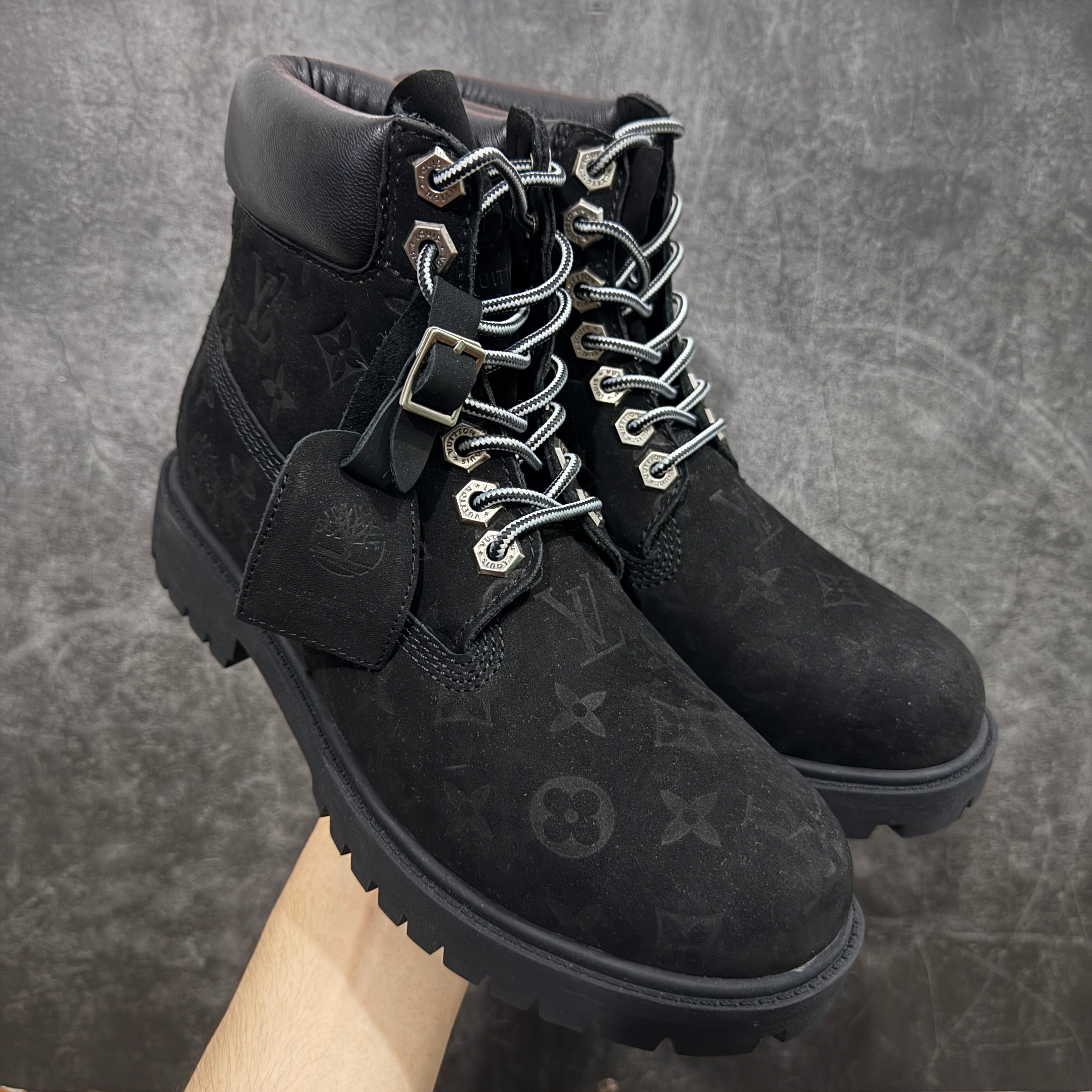 Timberland x LOUIS VUITTON Boots