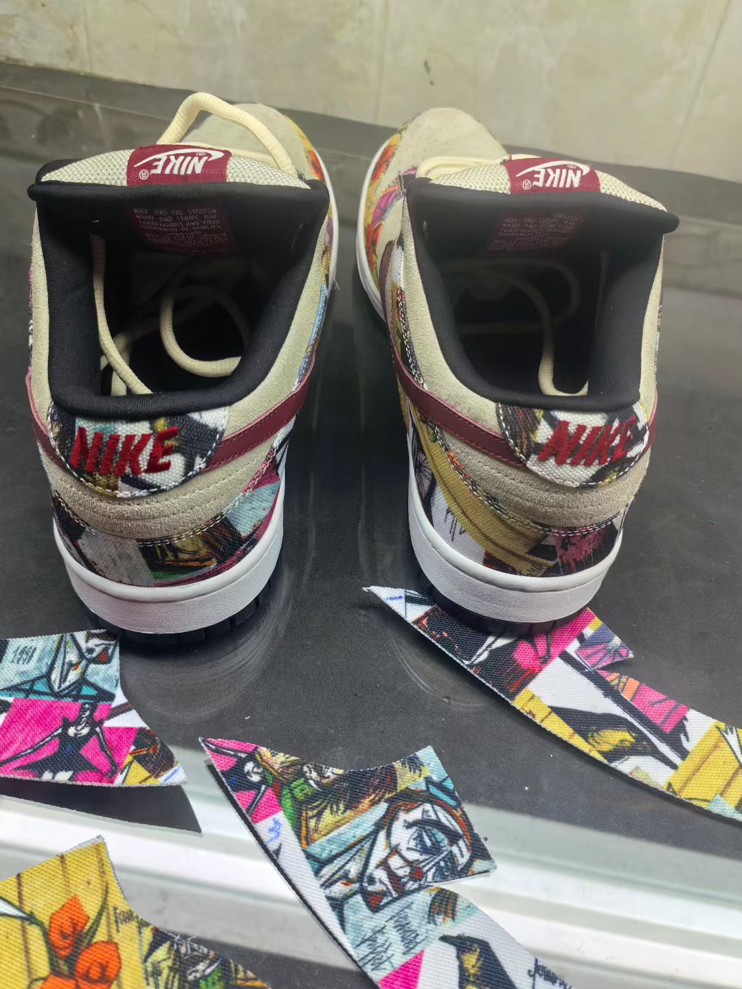 independent batch-Nike SB Dunk “Paris”