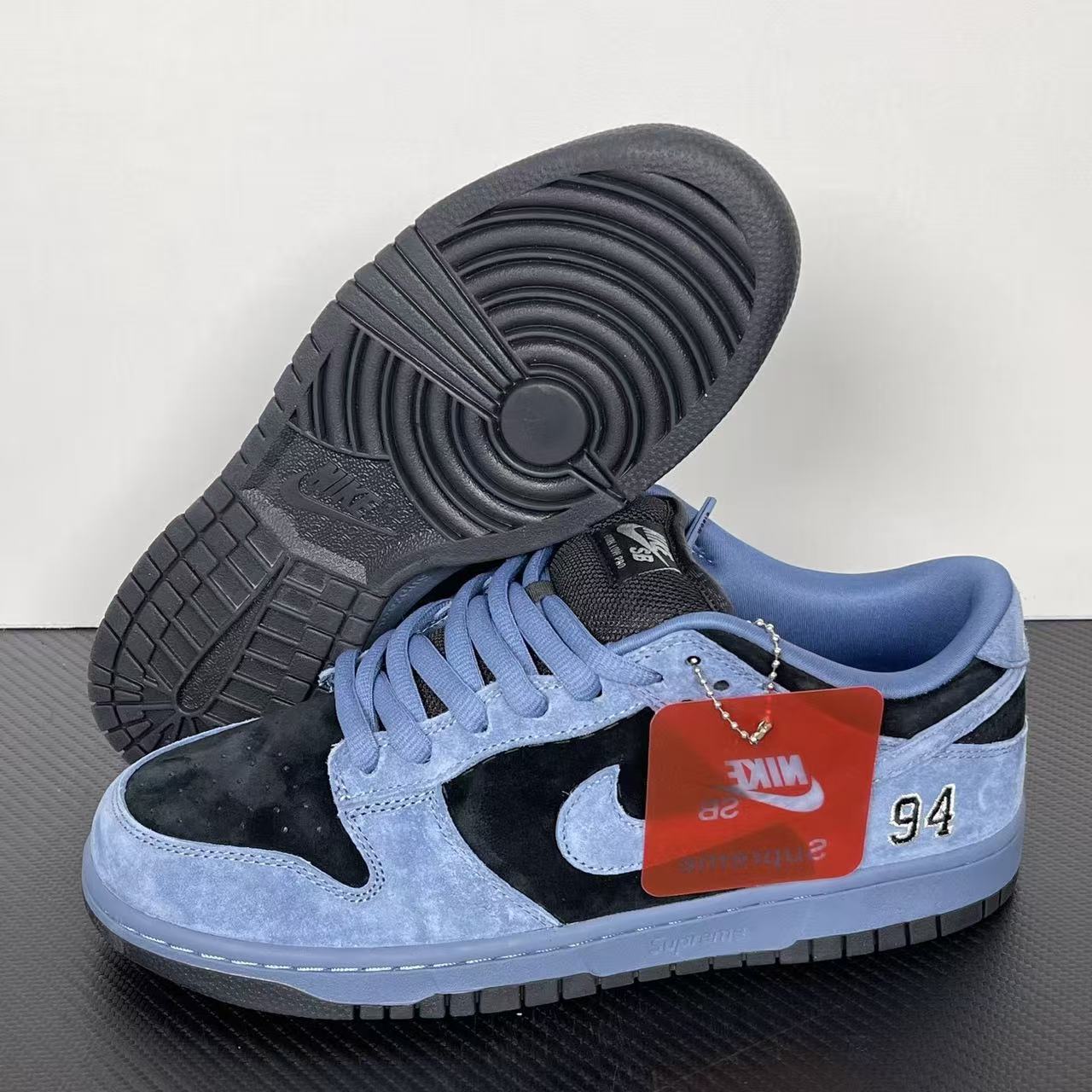 M Batch-Nike Dunk SB × Supreme