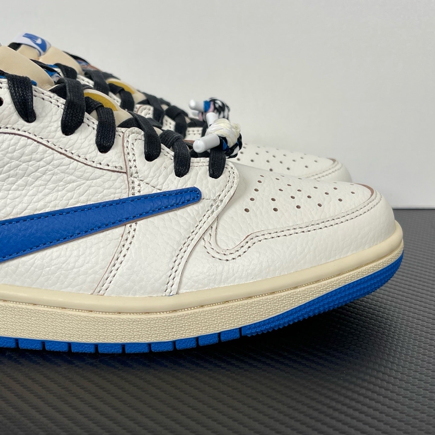 LW Batch-Air Jordan 1 × Travis Scott × fragment 2.0