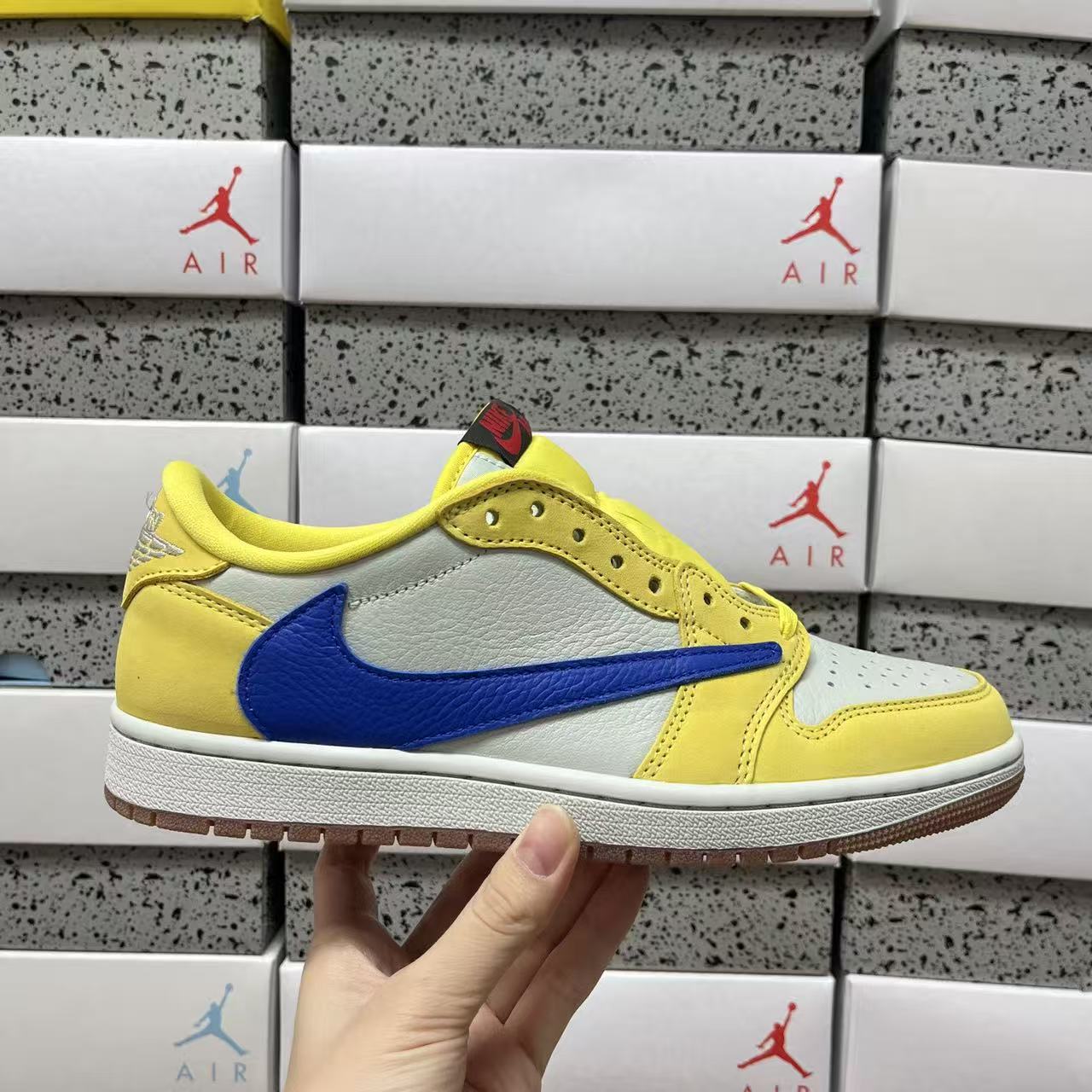 PK Batch-Air Jordan 1 × Travis Scott “Canary”