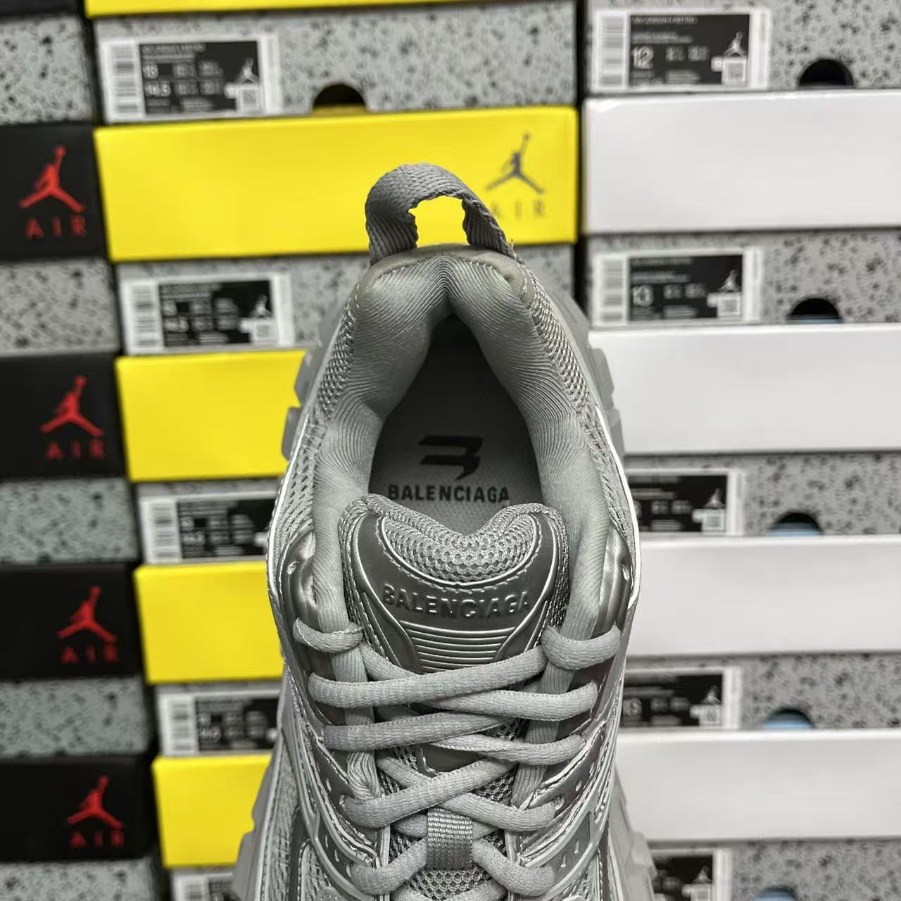 XA Batch-Balenciaga Defender Rubber Platform