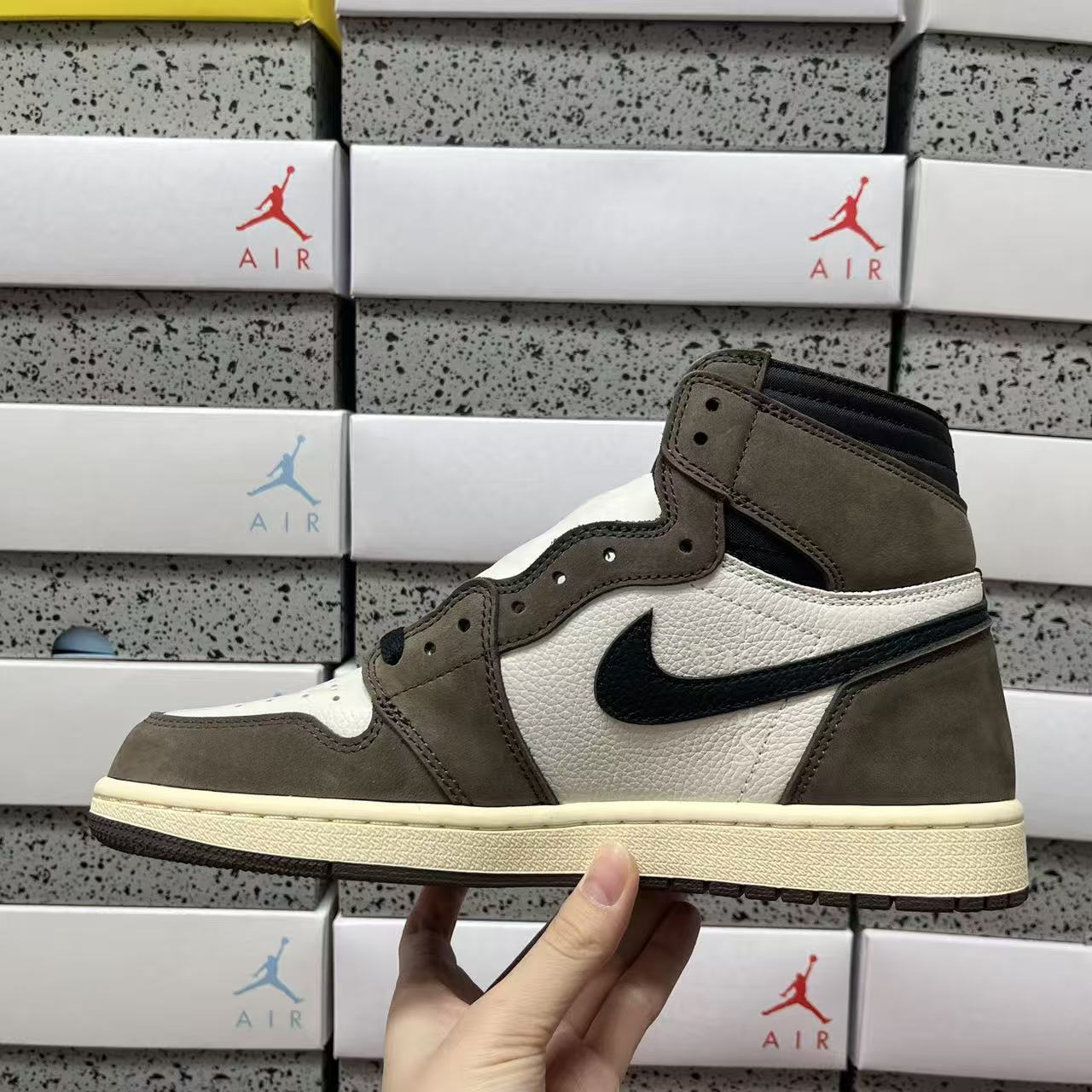 PK Batch-Air Jordan 1 × Travis Scott High “Mocha”