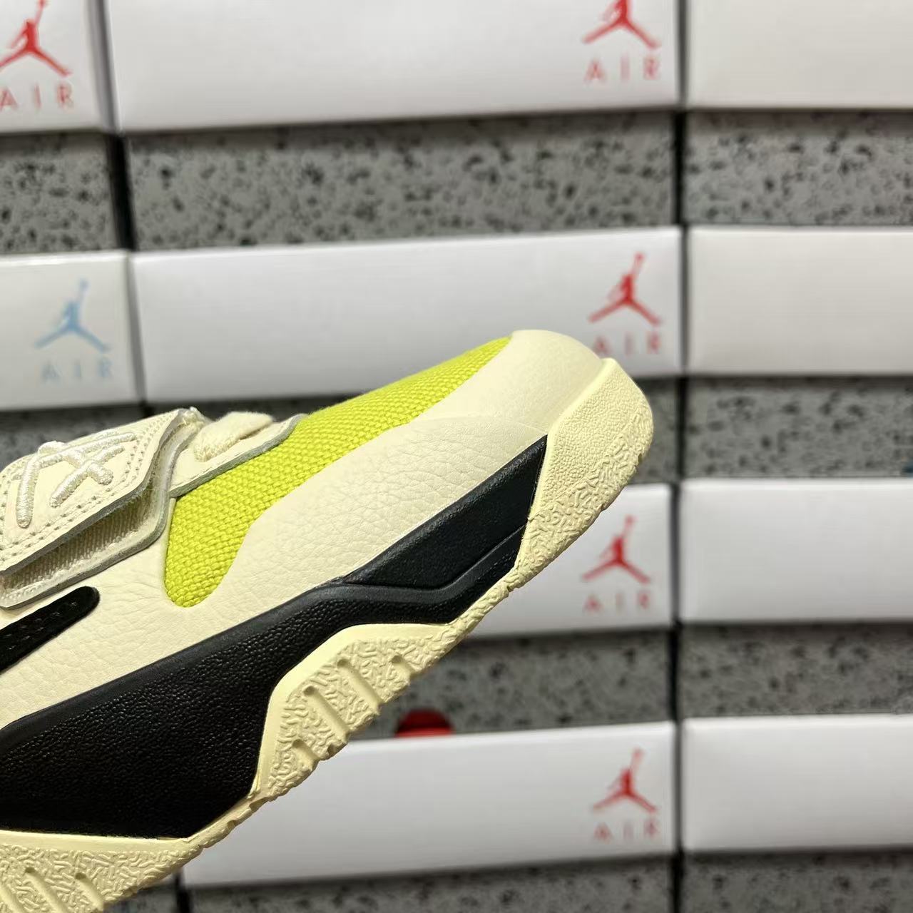 PK Batch-Travis Scott × Jordan Jumpman Jack “Bright Cactus”