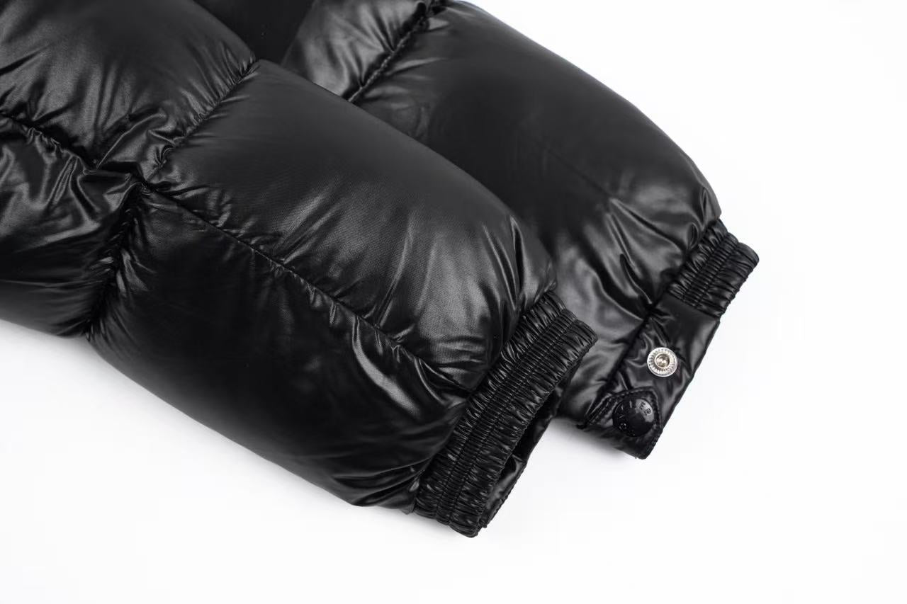 Moncler Down jacket Retail(ZP)VS Batch(大货)