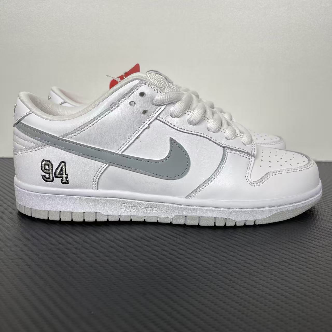 M Batch-Nike Dunk SB × Supreme