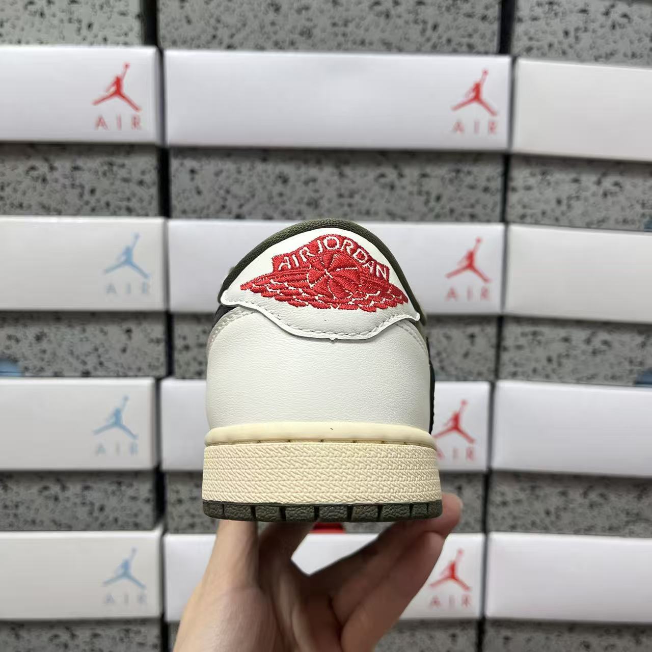 PK Batch-Air Jordan 1 × Travis Scott “Medium green”