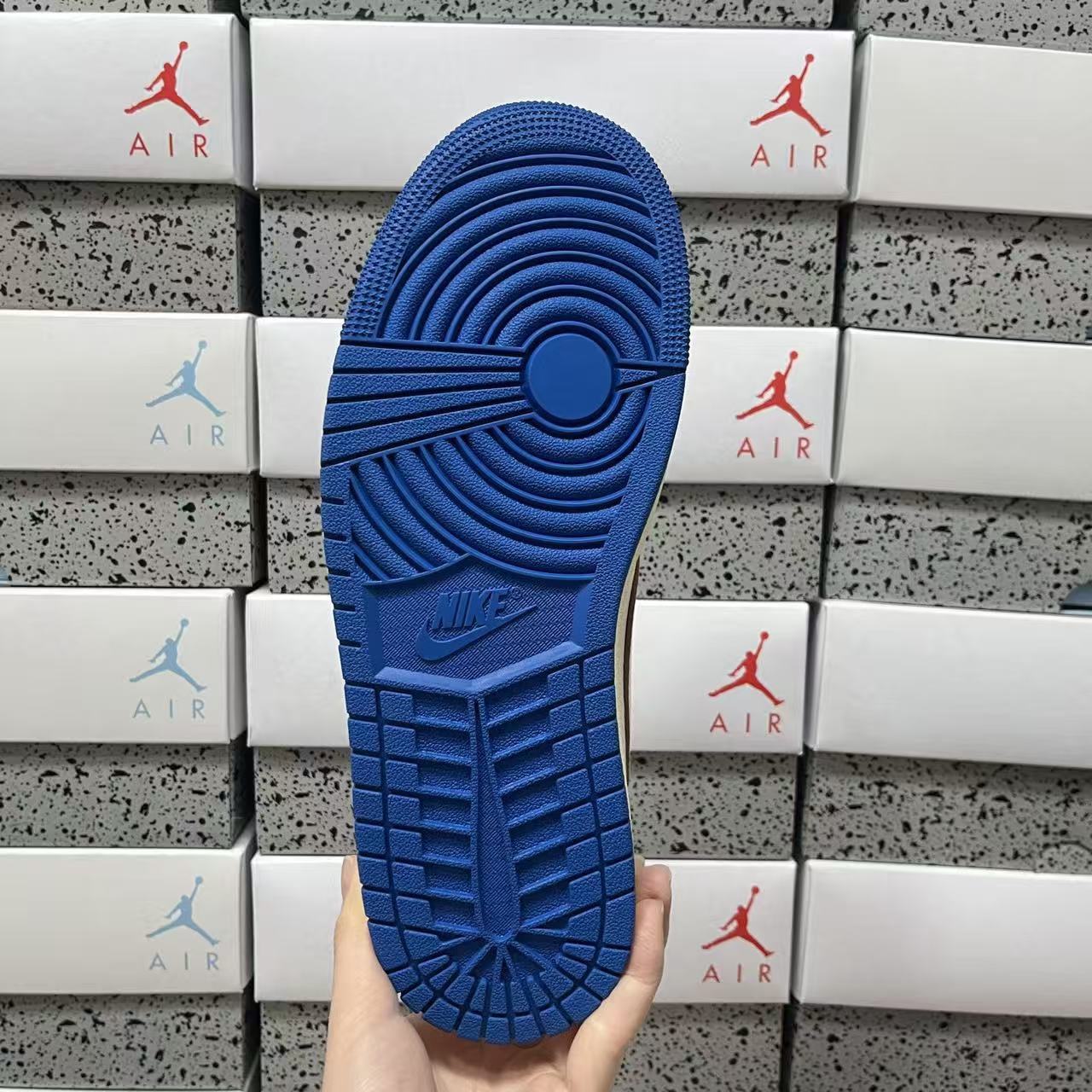 PK Batch-Travis Scott Air Jordan 1 “ Fragments” 2.0
