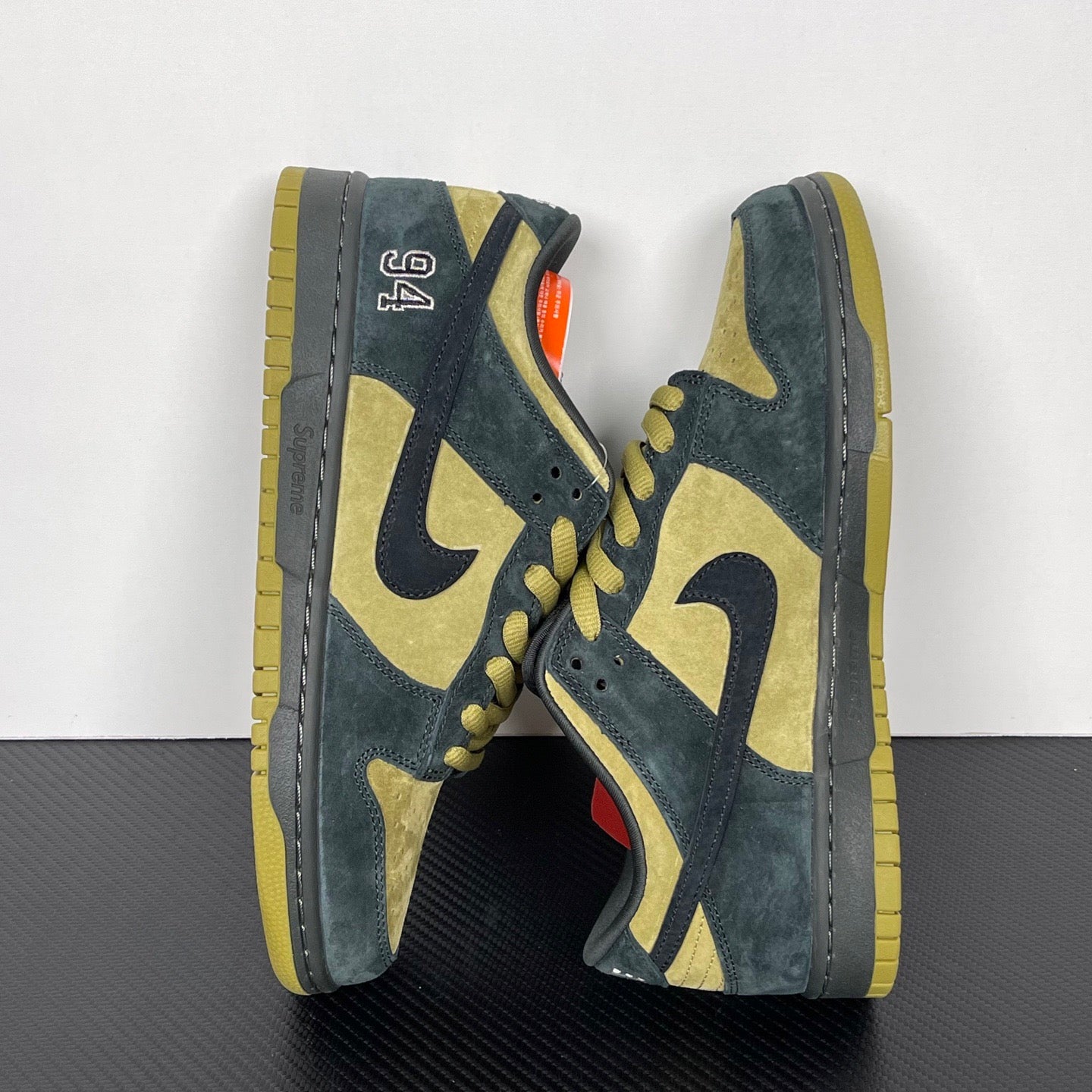 M Batch-Nike Dunk SB × Supreme