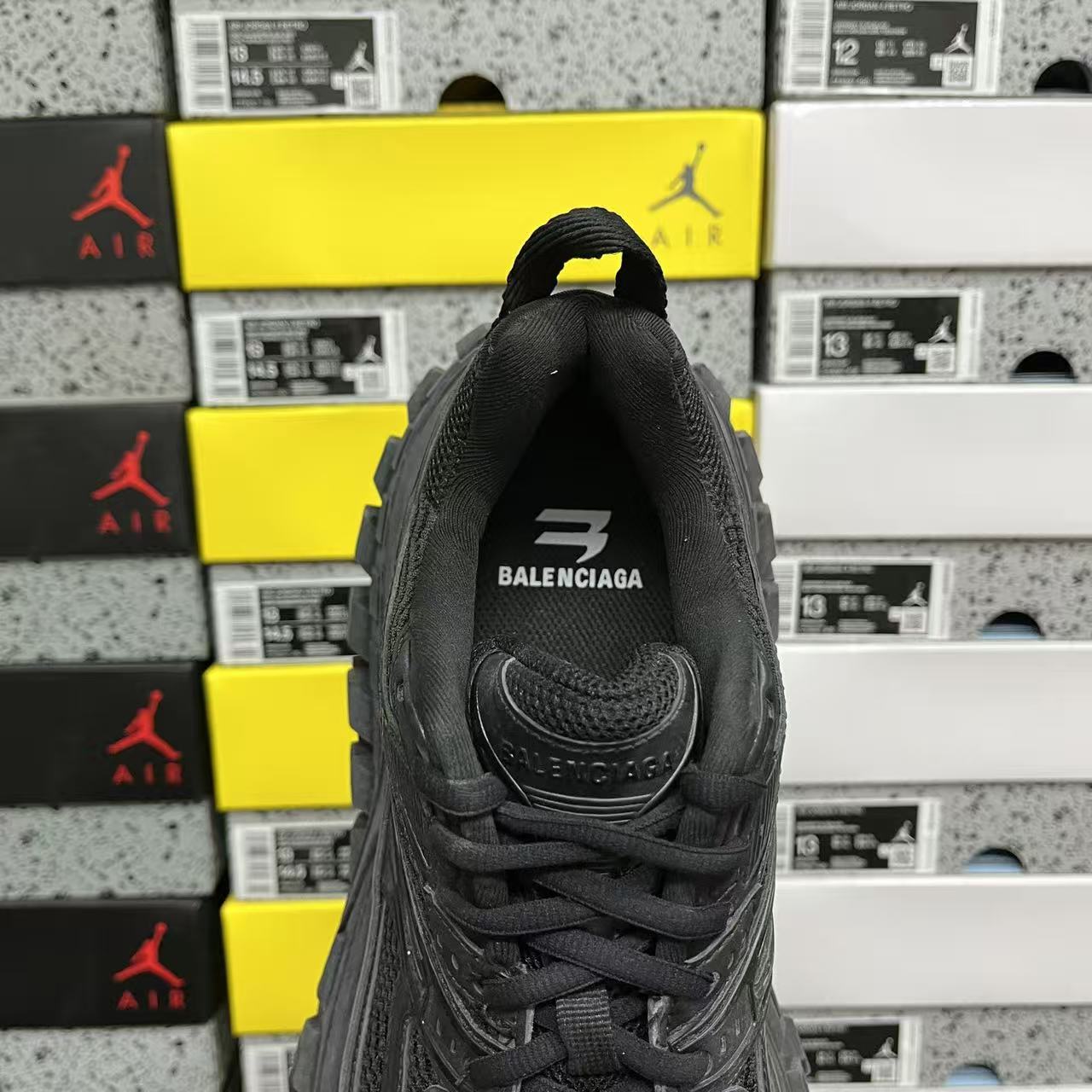 XA Batch-Balenciaga Defender Rubber Platform