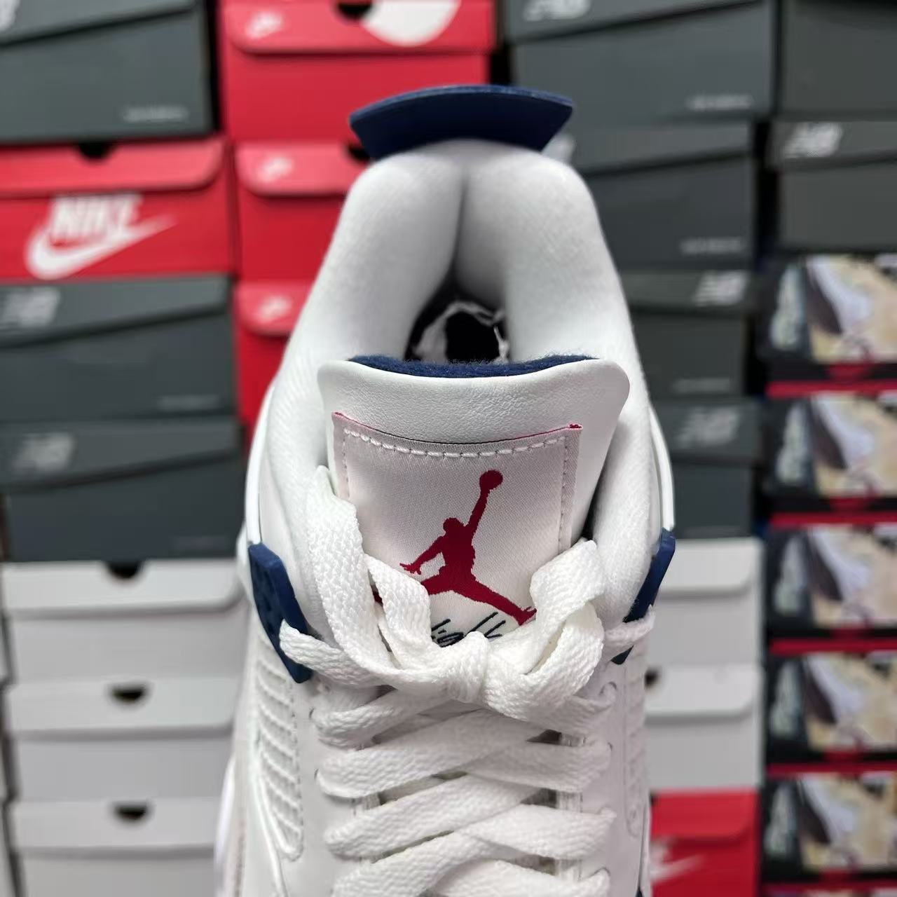 GX Batch-Nike SB × Air Jordan 4 “Navy”