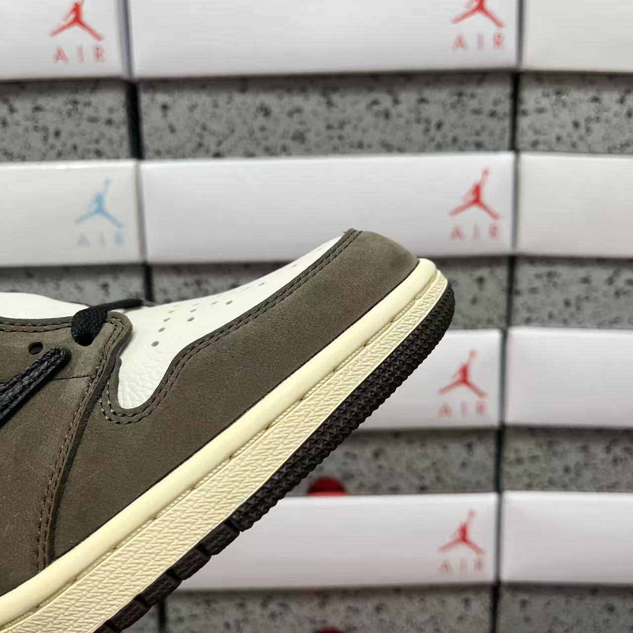 PK Batch-Air Jordan 1 × Travis Scott High “Mocha”