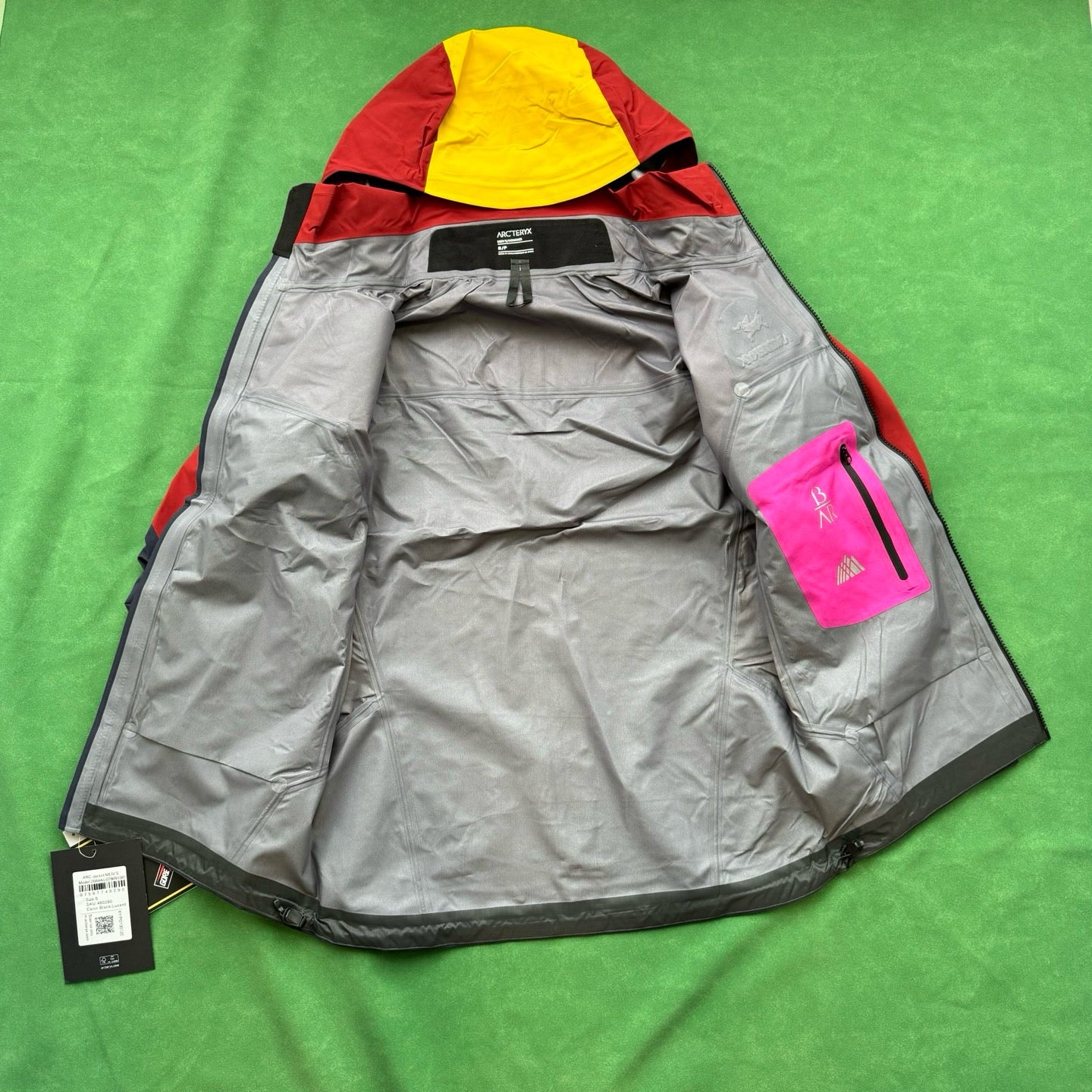 Arc'teryx × SongZan BETA AR Jacket