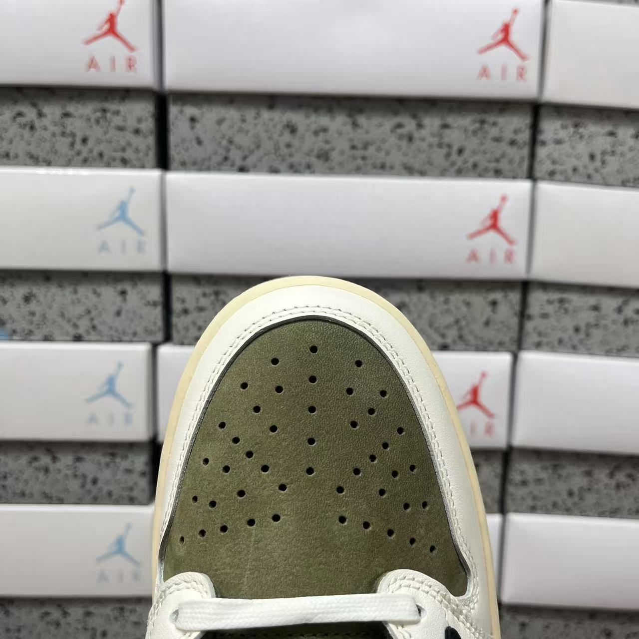 PK Batch-Air Jordan 1 × Travis Scott “Medium green”