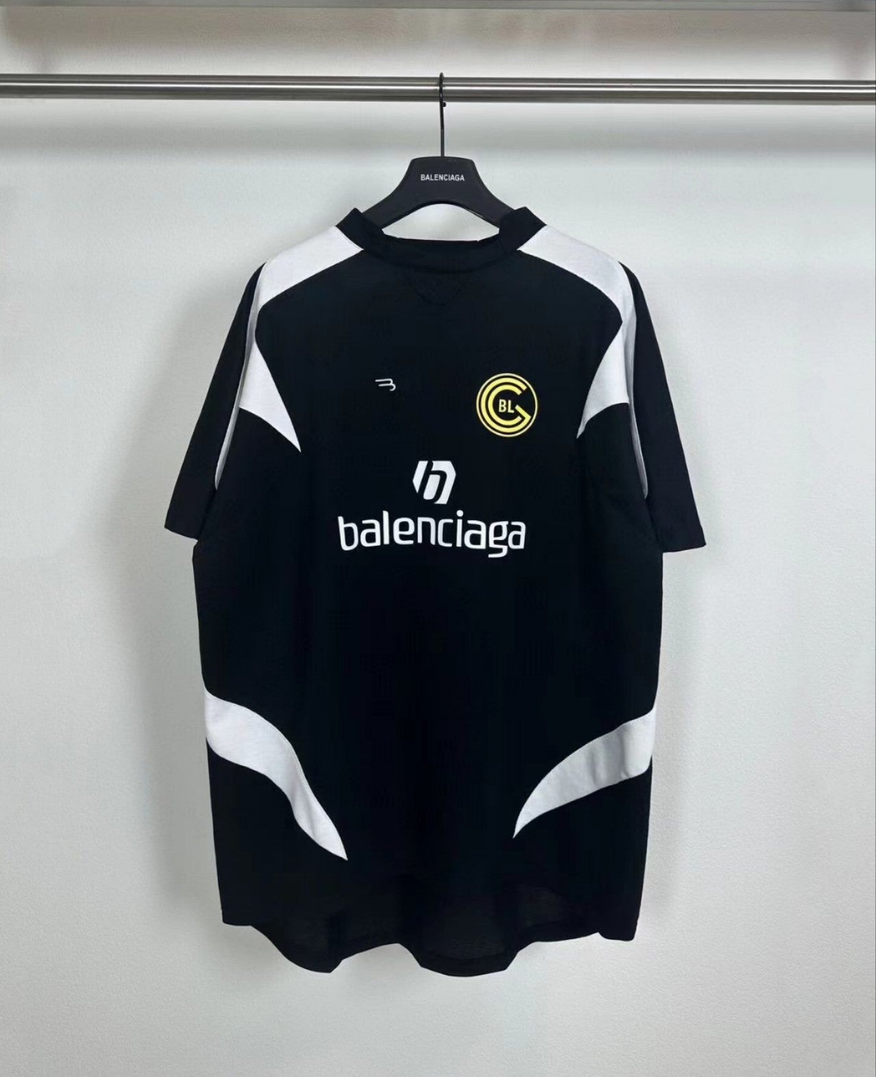 Balenciaga T-shirt NO.6