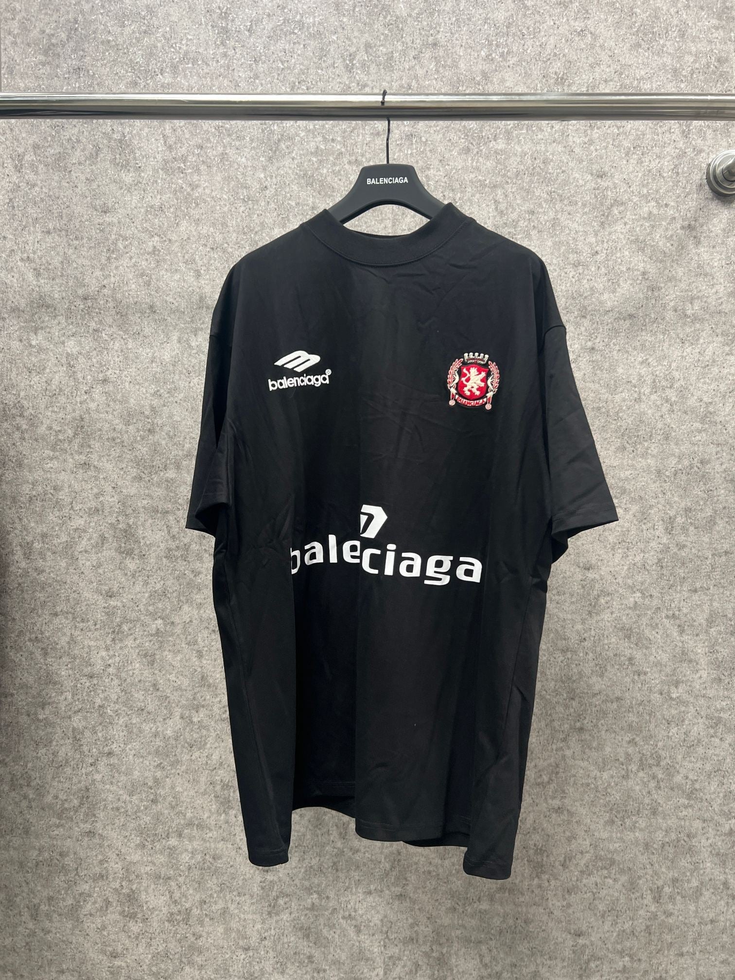 Balenciaga T-shirt NO.6