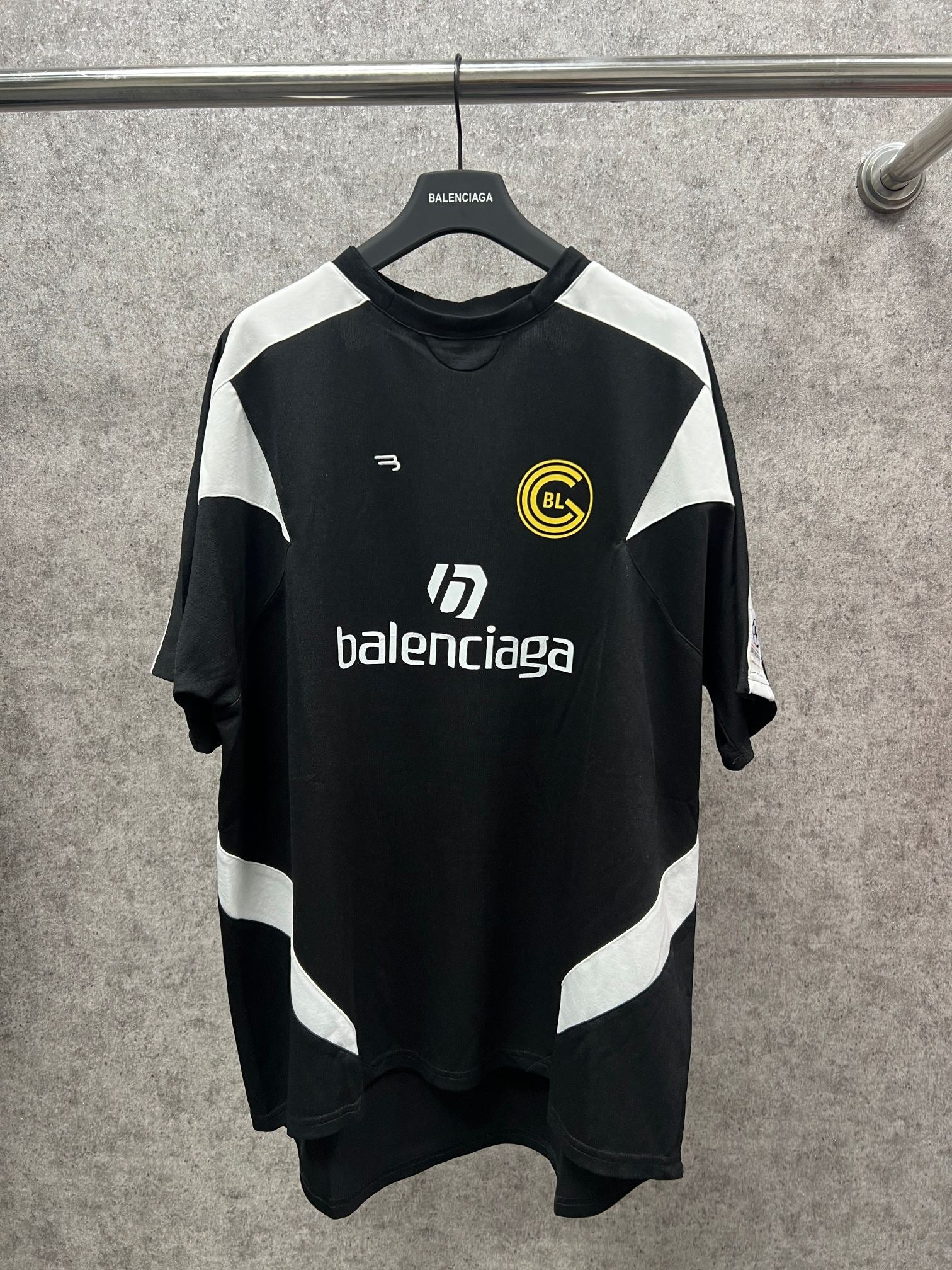 Balenciaga T-shirt NO.6