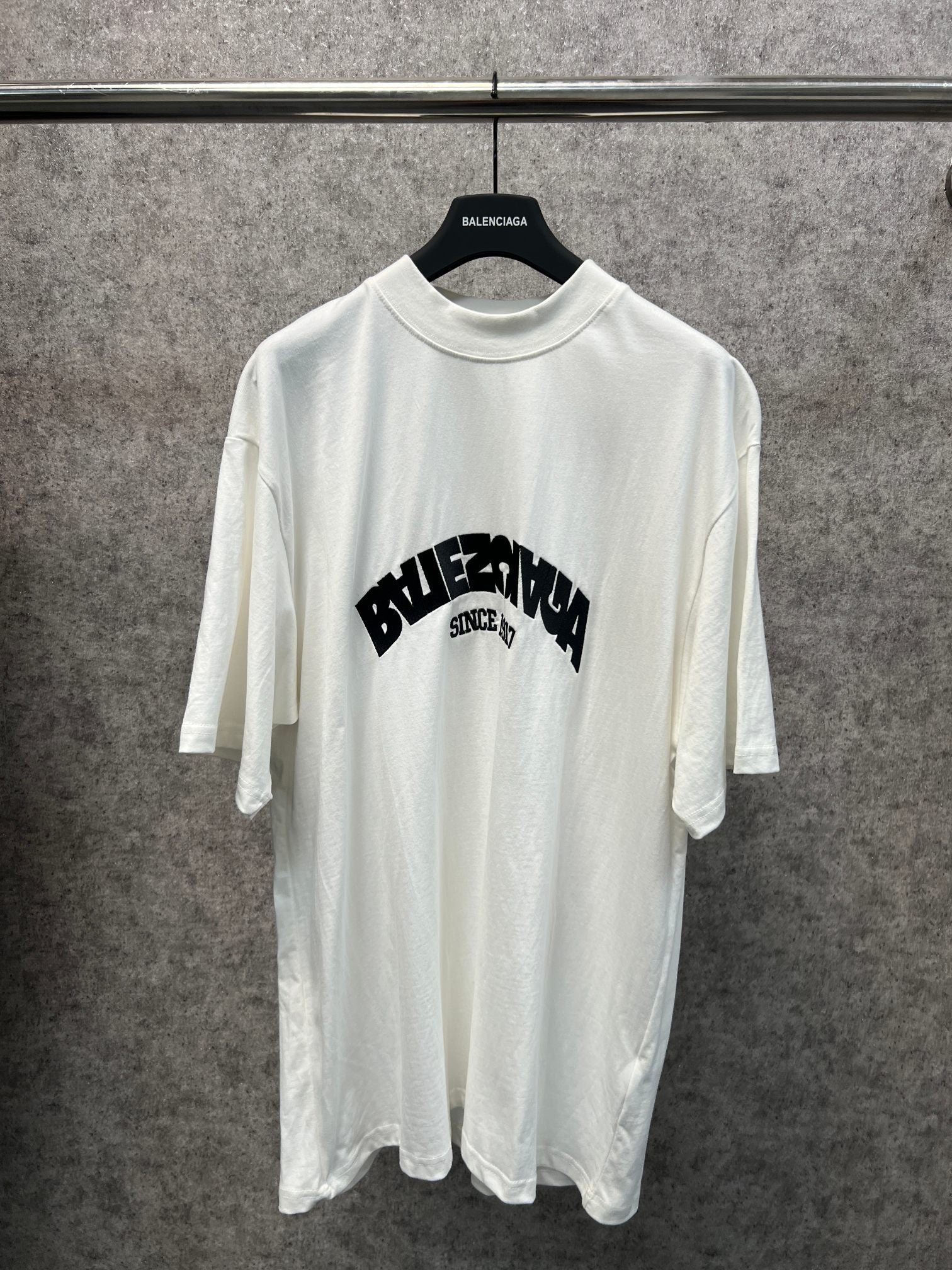 Balenciaga T-shirt NO.6