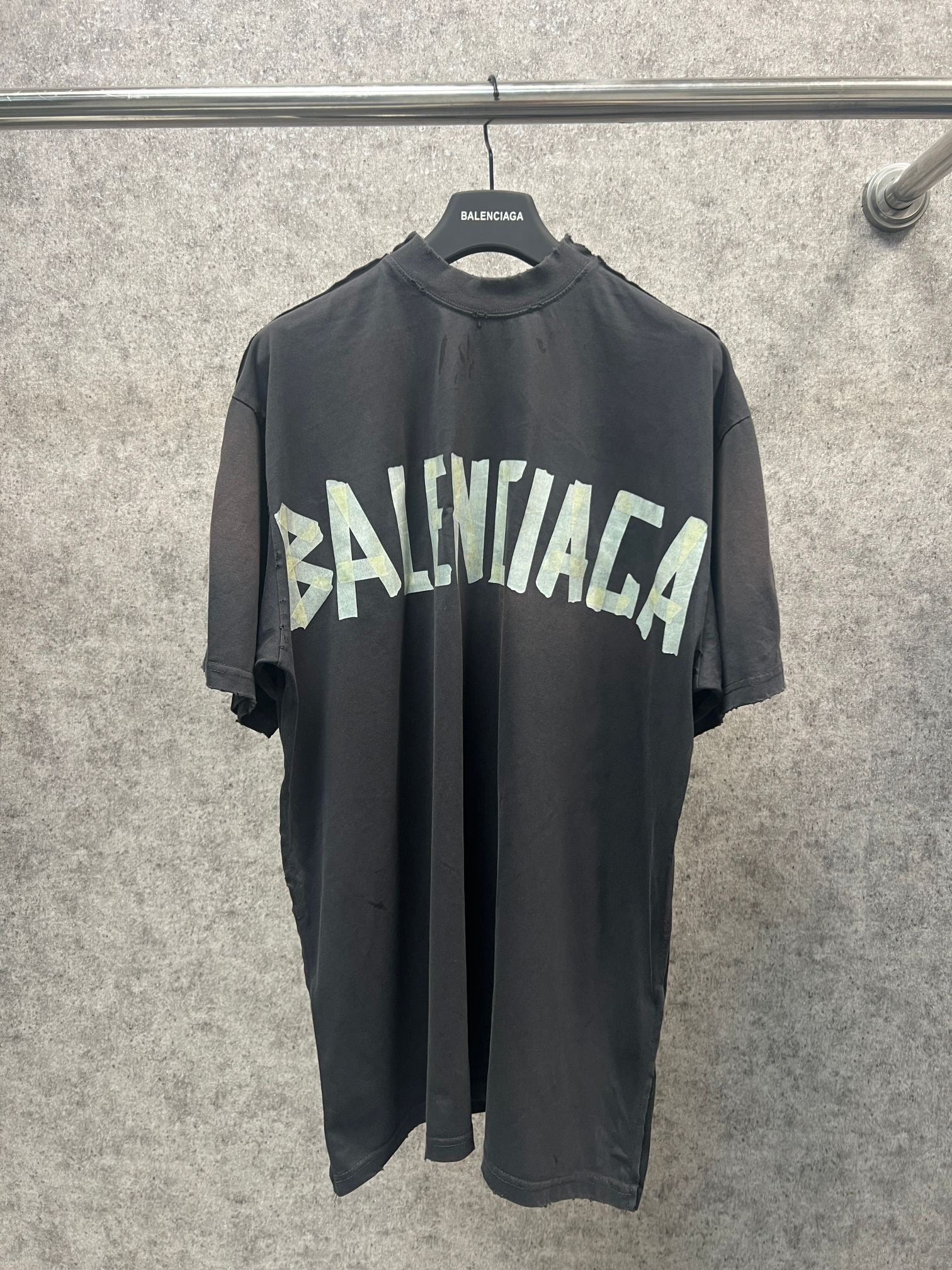 Balenciaga T-shirt NO.4