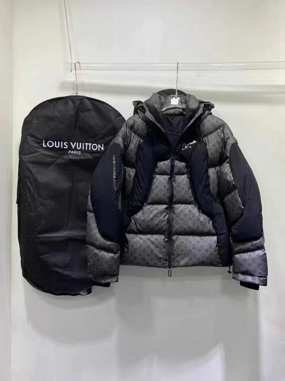 Louis Vuitton Coats & Jackets NO.5