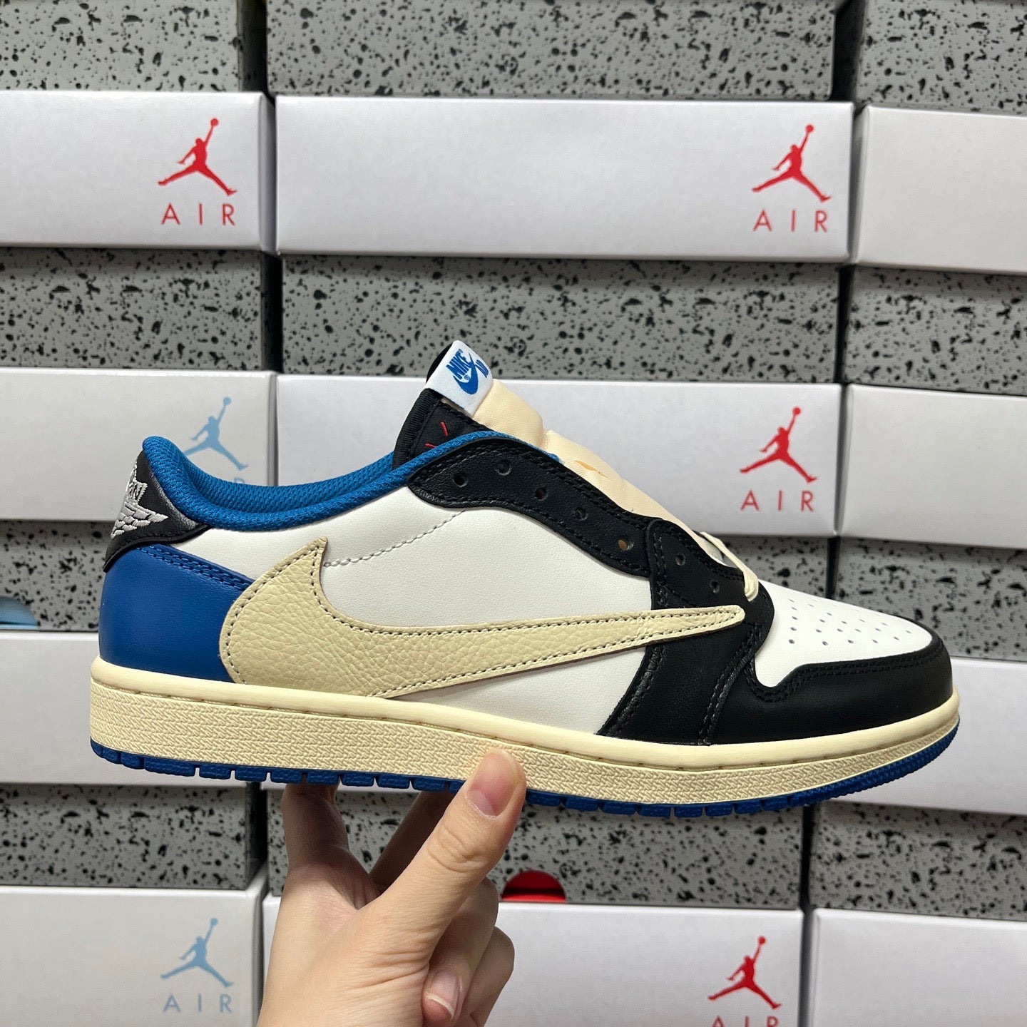 PK Batch-Air Jordan 1 × Travis Scott “ Fragments”