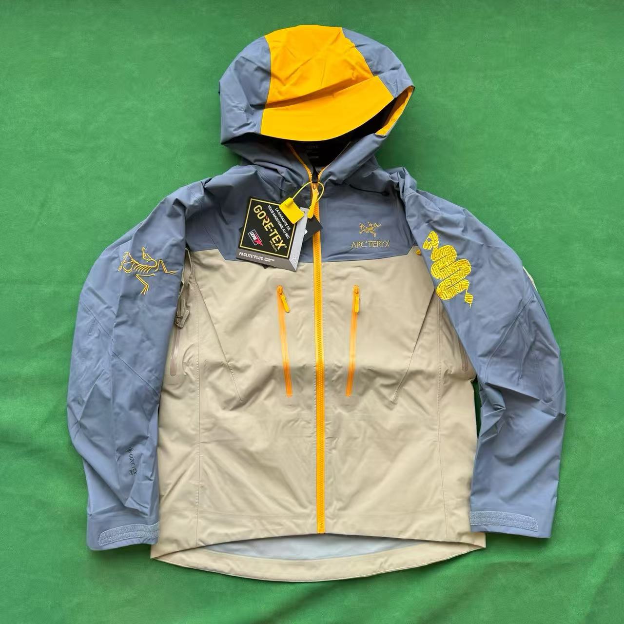 Arc'teryx “Year of the Snake” ALPHA SV GTX