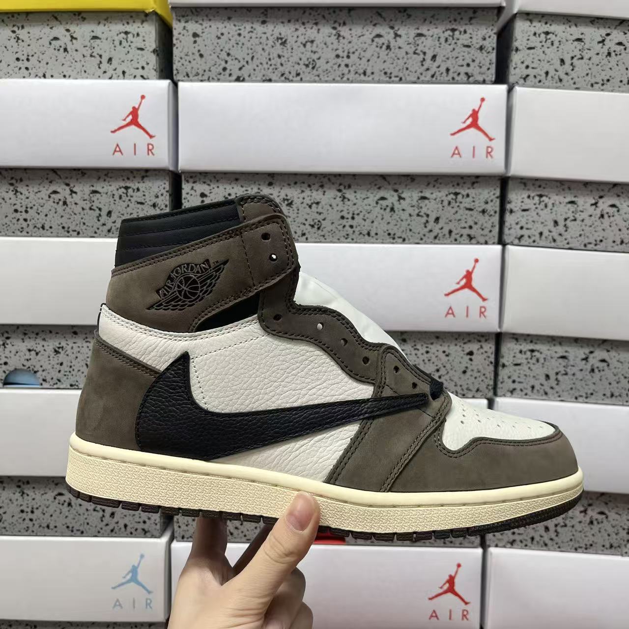 PK Batch-Air Jordan 1 × Travis Scott High “Mocha”