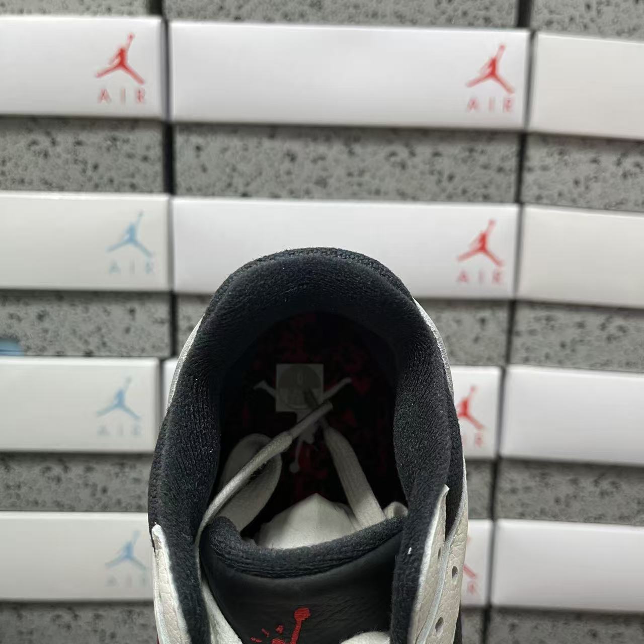 PK Batch-Travis Scott × Jordan Jumpman Jack “University Red”
