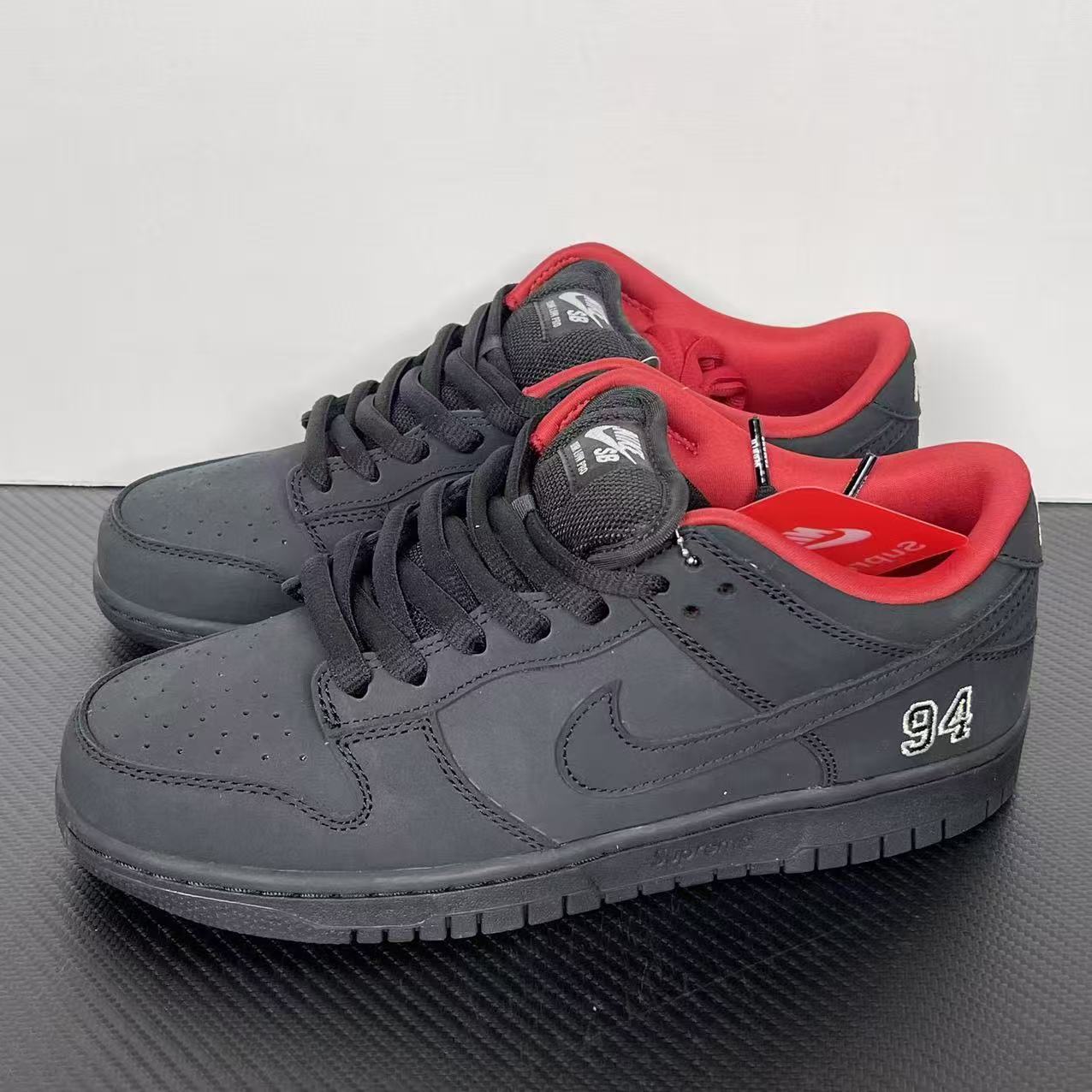 M Batch-Nike Dunk SB × Supreme