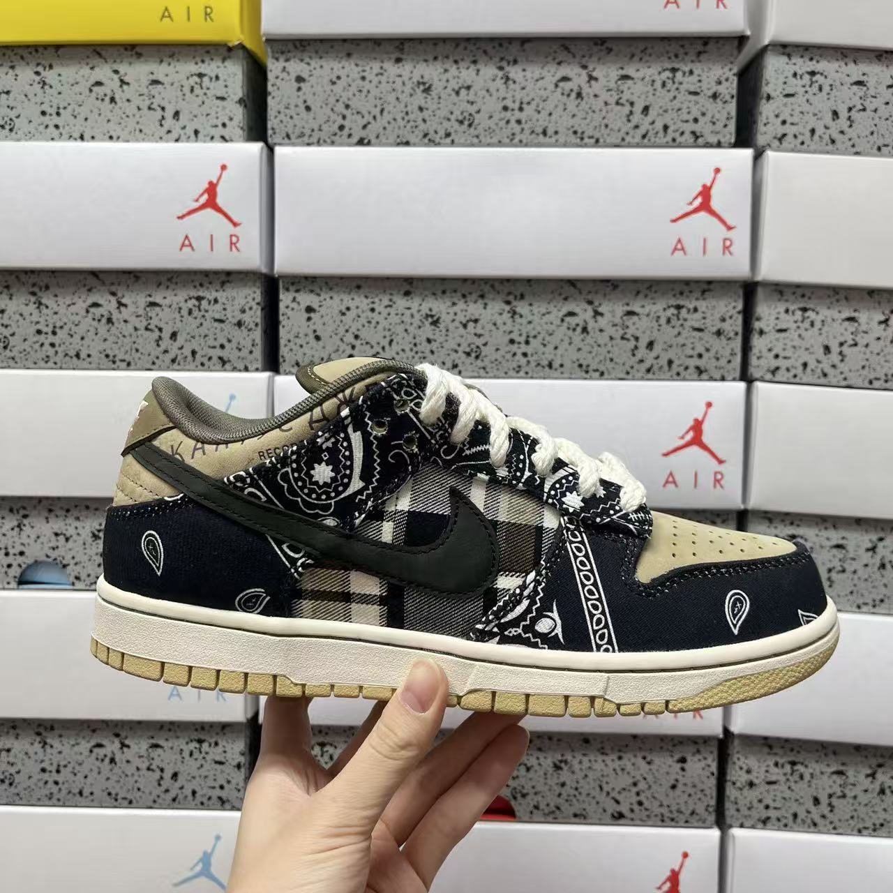PK Batch-Travis Scott × Dunk SB “Jackboys”