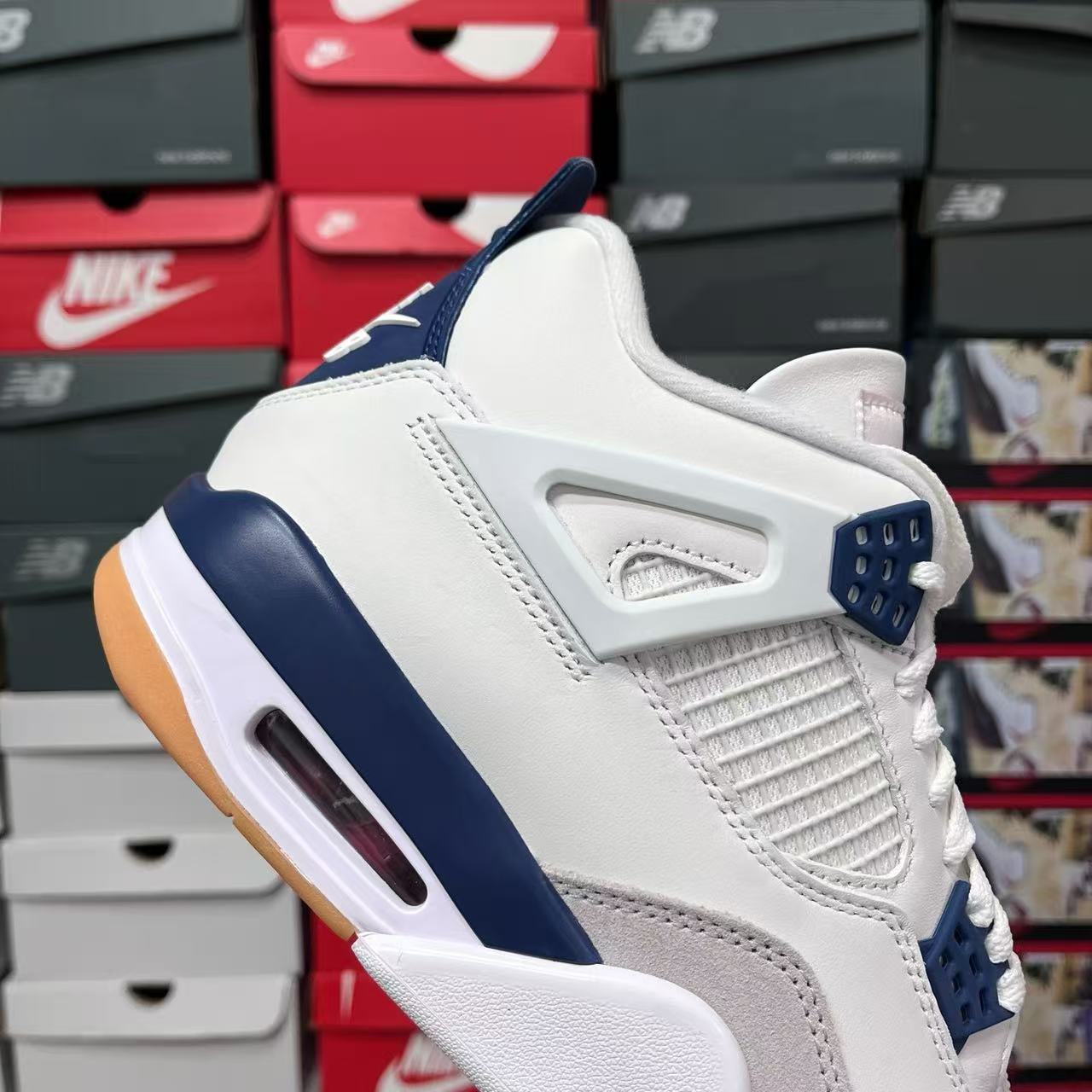 GX Batch-Nike SB × Air Jordan 4 “Navy”