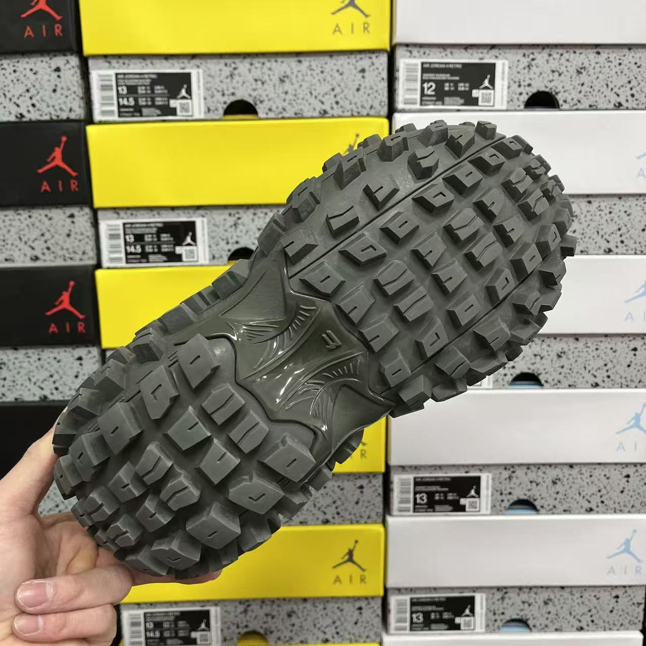 XA Batch-Balenciaga Defender Rubber Platform