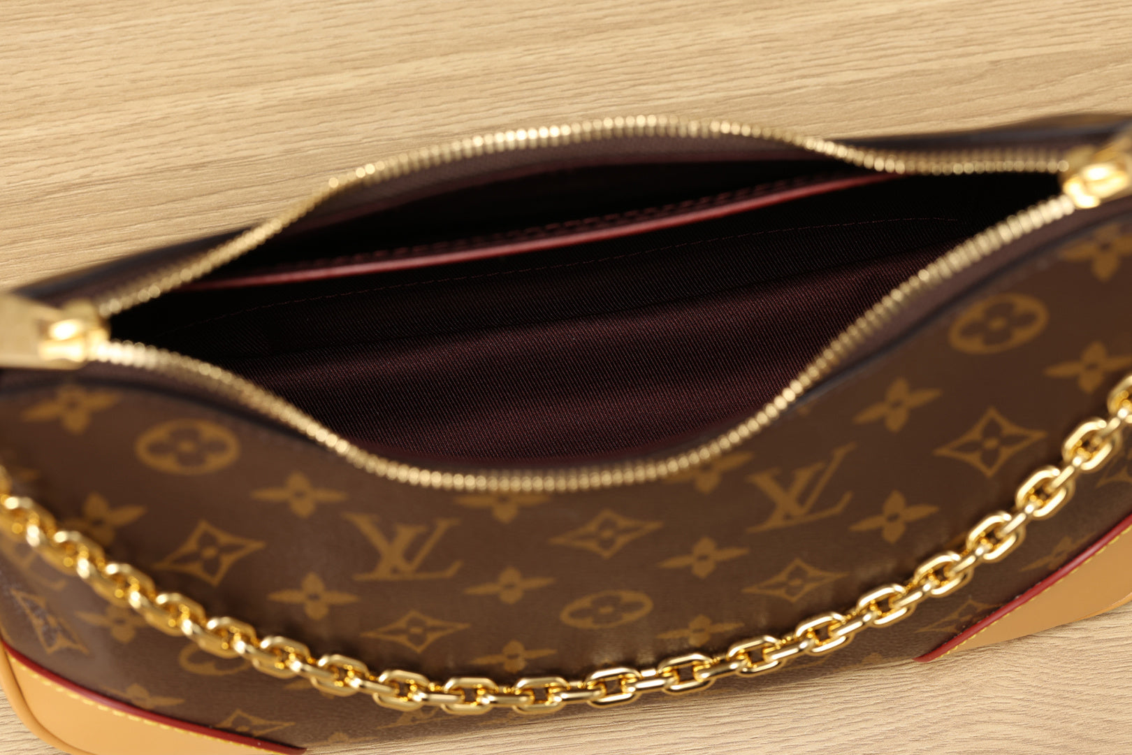 LV Yellow horns Shoulder bag