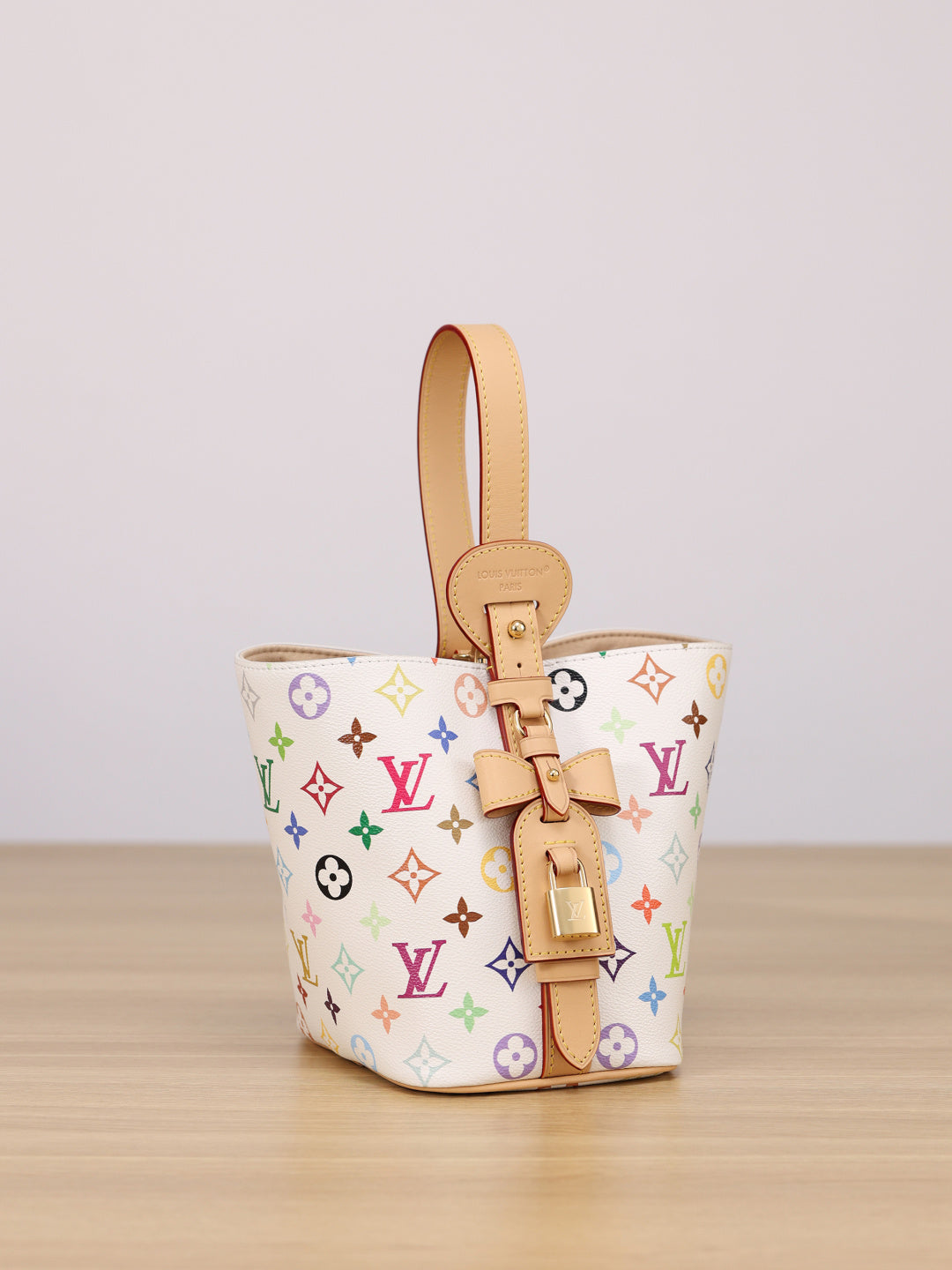 LV x Takashi Murakami Bucket bag