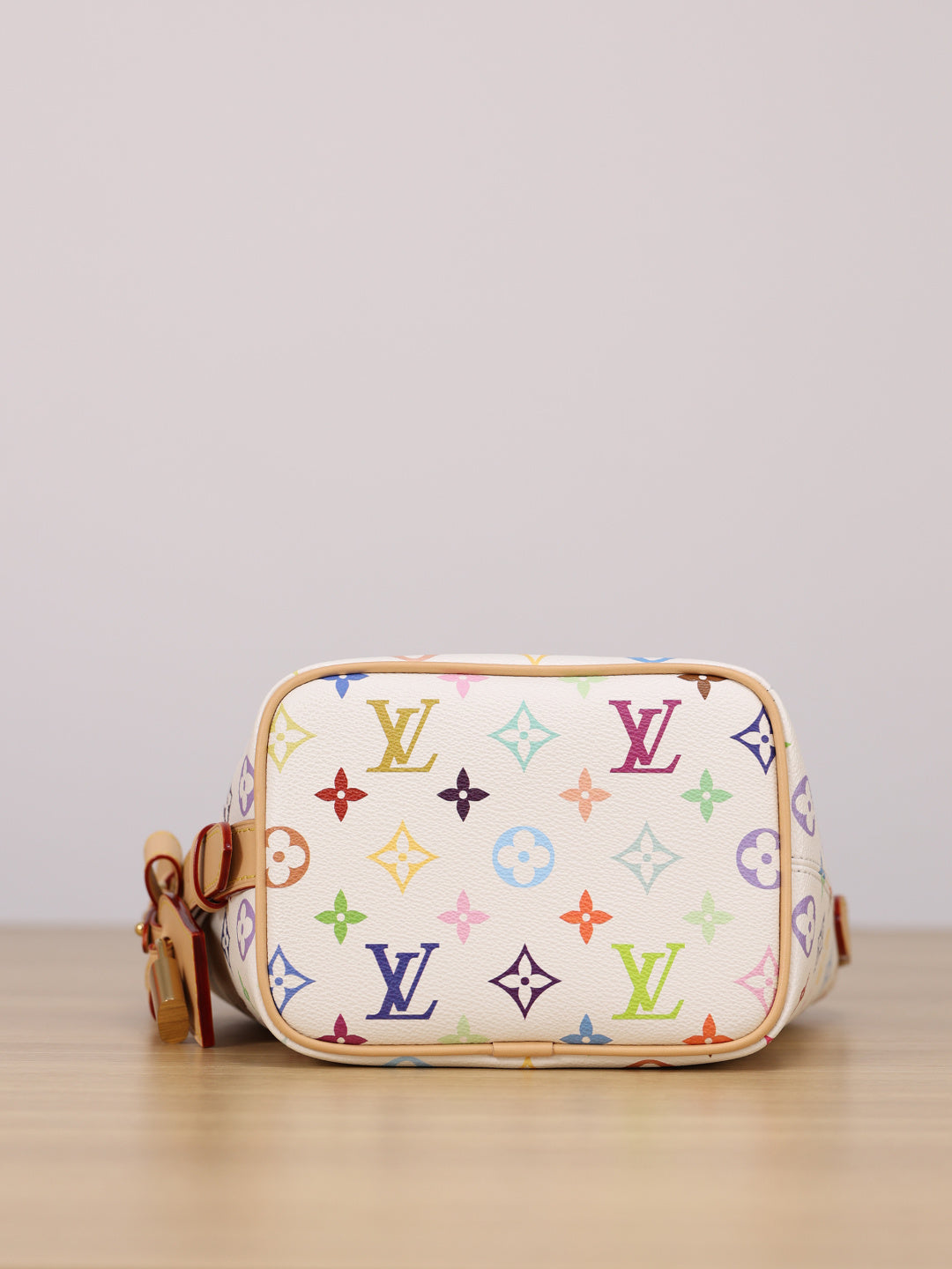 LV x Takashi Murakami Bucket bag