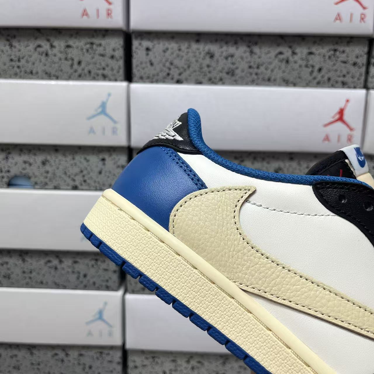 PK Batch-Air Jordan 1 × Travis Scott “ Fragments”