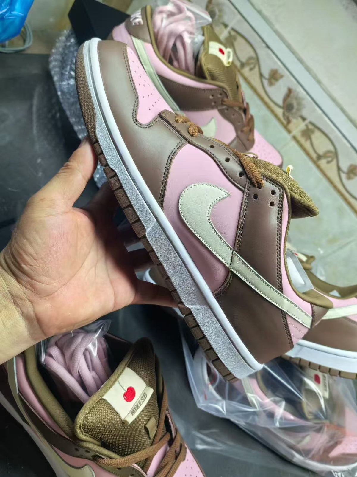 independent batch-Nike SB Dunk “Stussy Cherry”