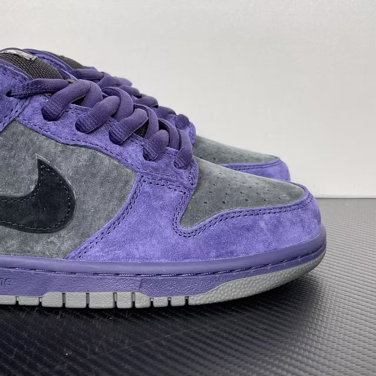 M Batch-Nike Dunk SB × Supreme
