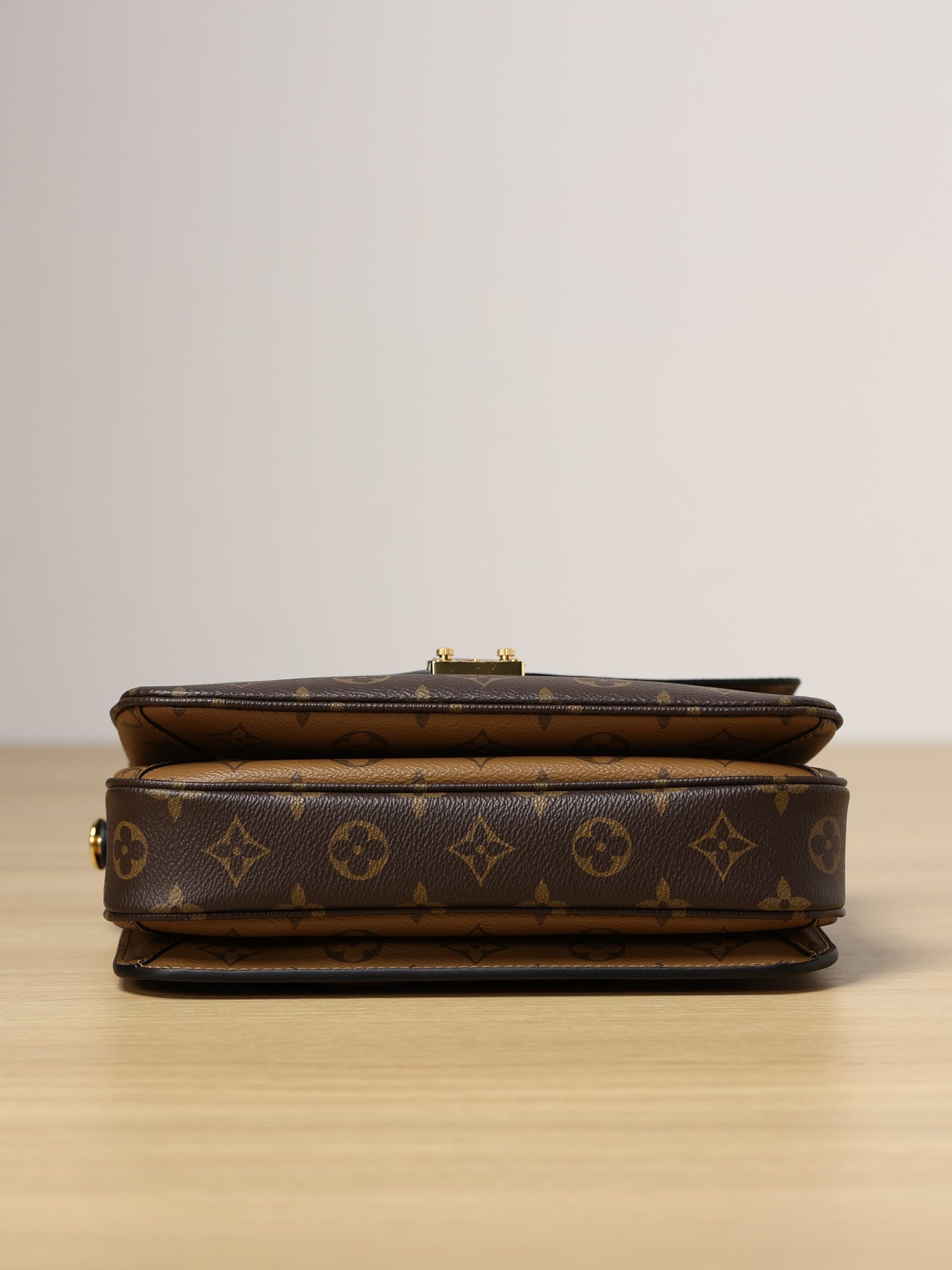 LV Pochette Metis Messenger bag
