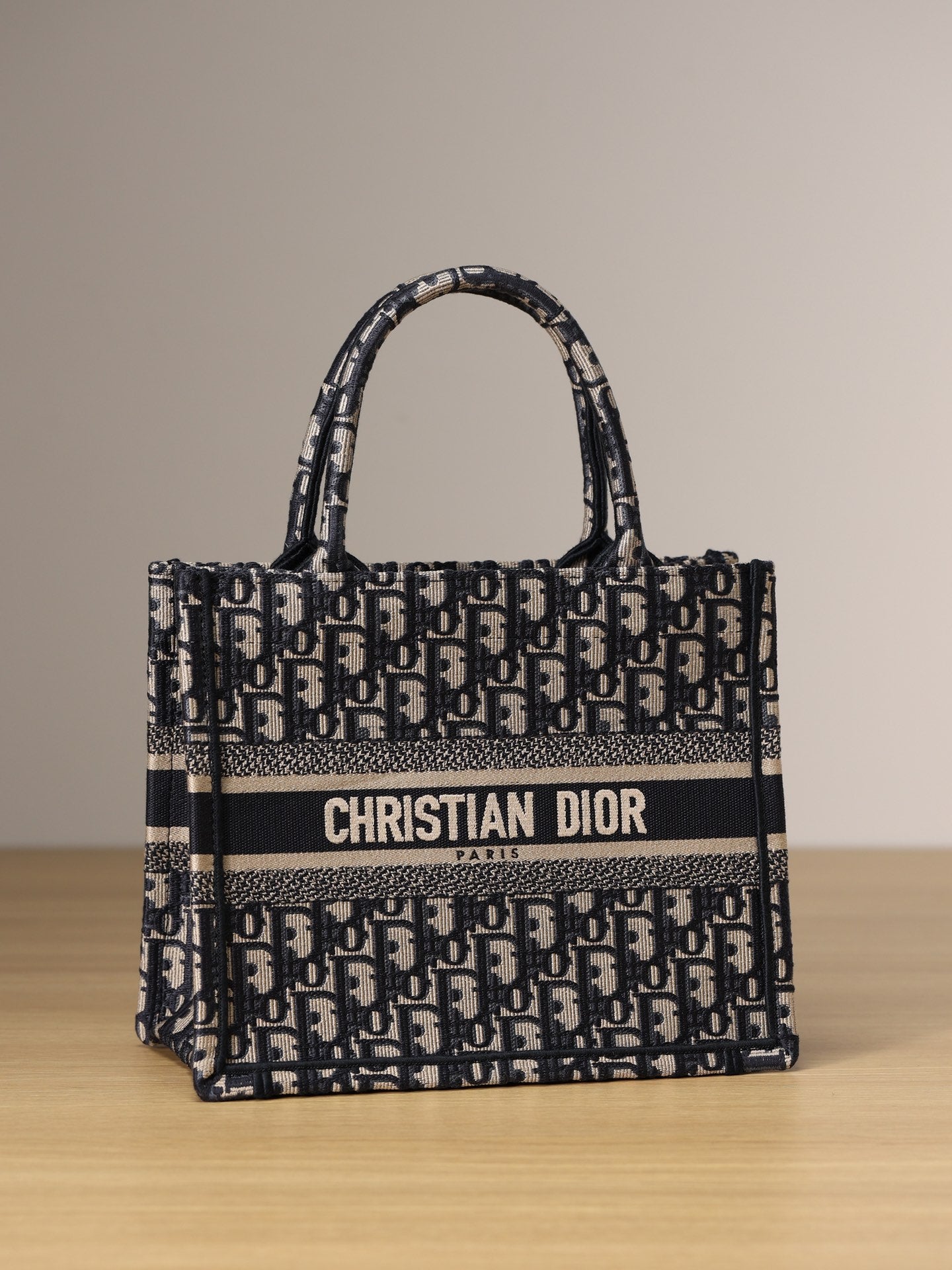 Dior BookTote Tote bag(Small Size)