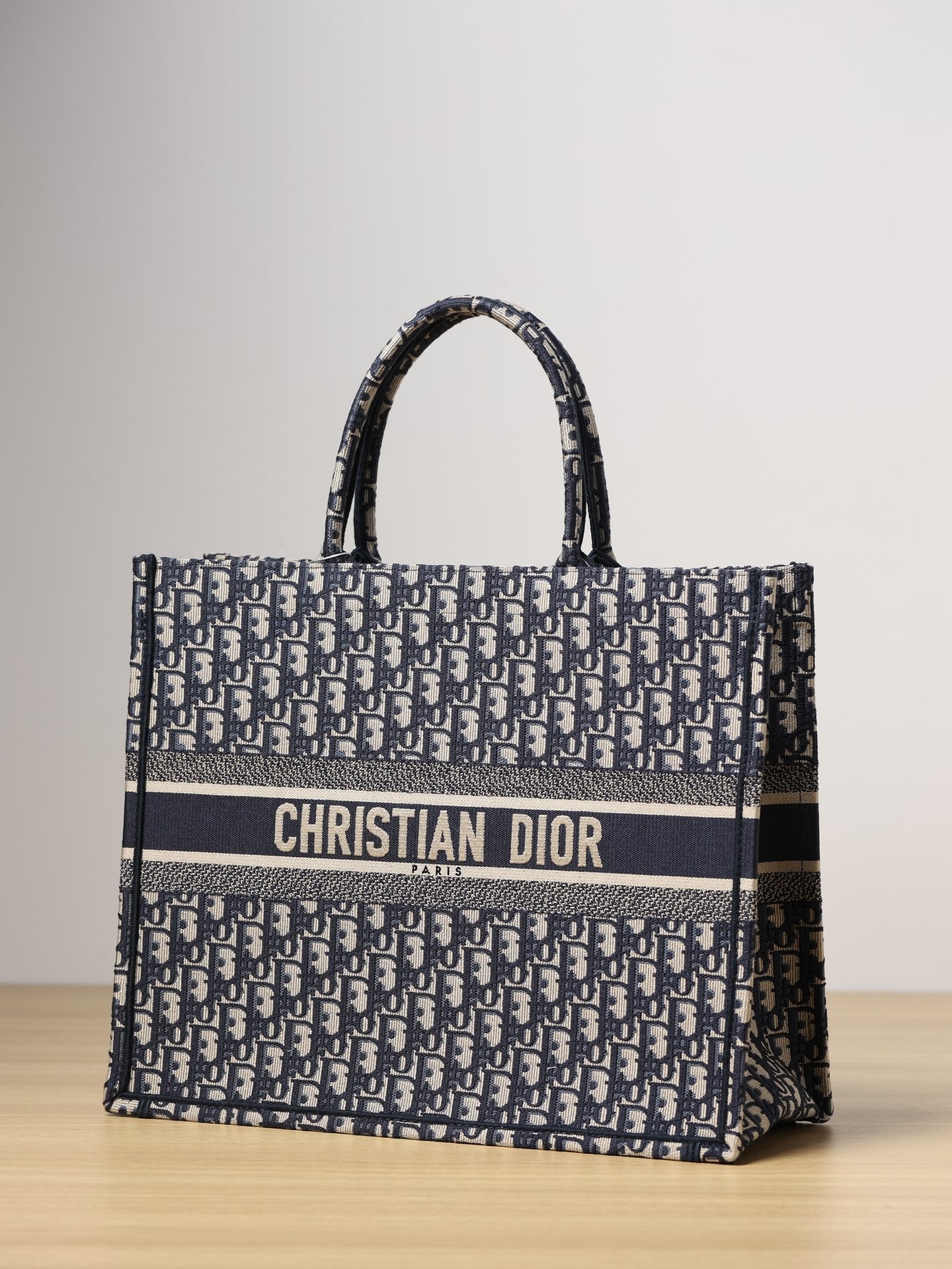 Dior BookTote Tote bag( Large Size)