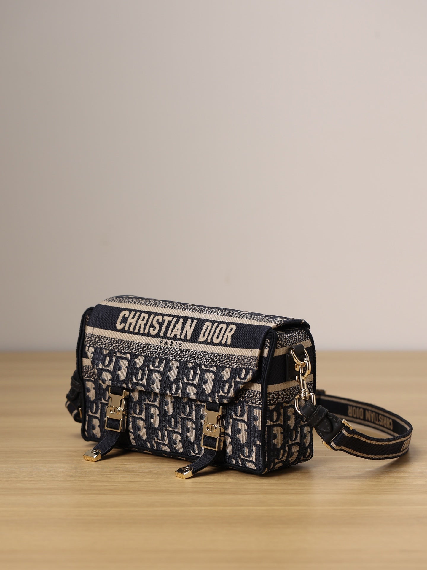 Dior Camp Messenger bag(Small Size)