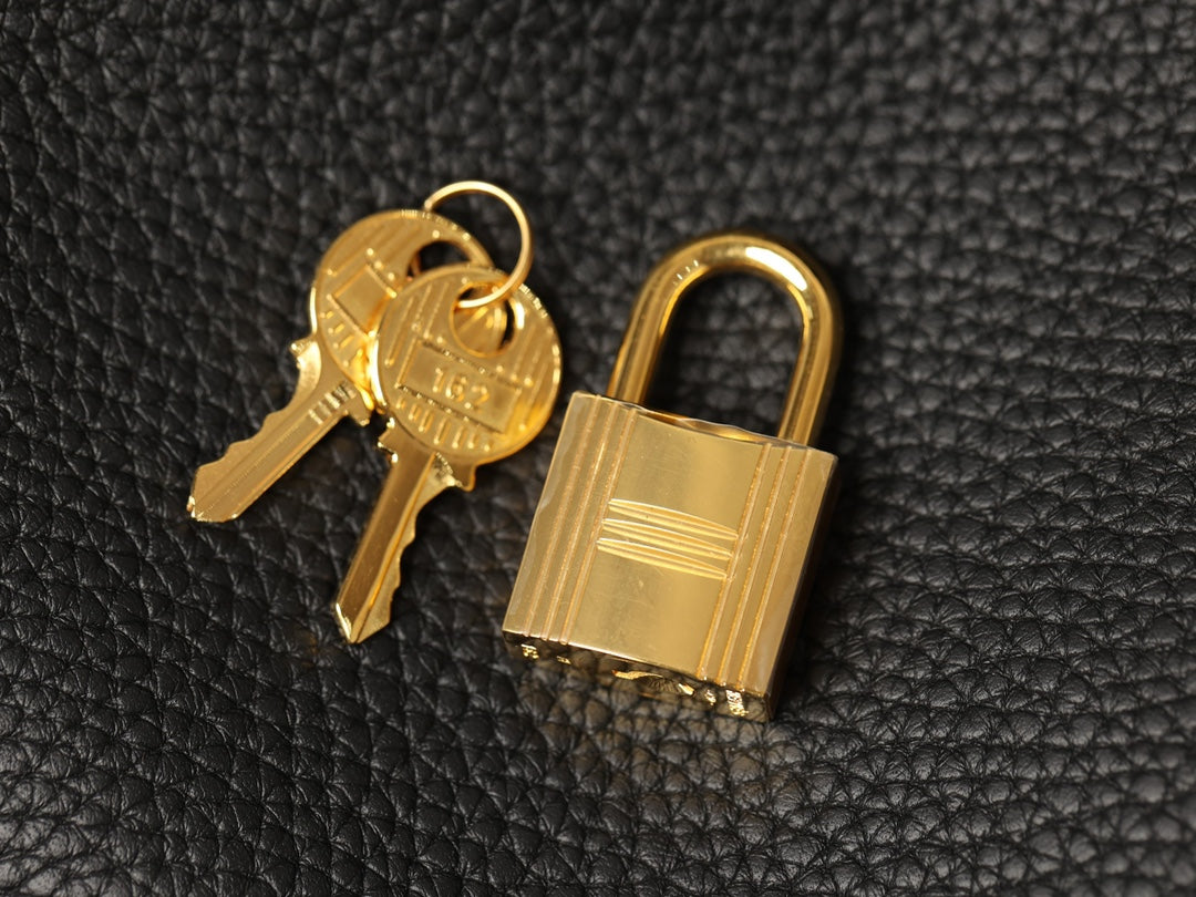 Hermès Picotin Lock 22 Handbag