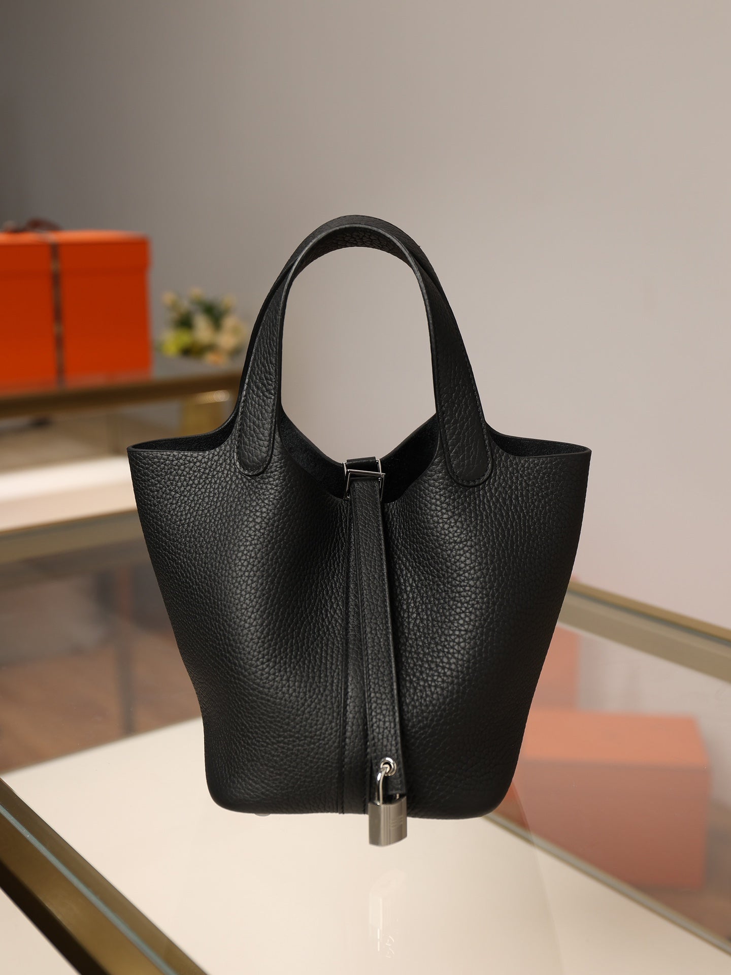 Hermès Picotin Lock 18 Handbag
