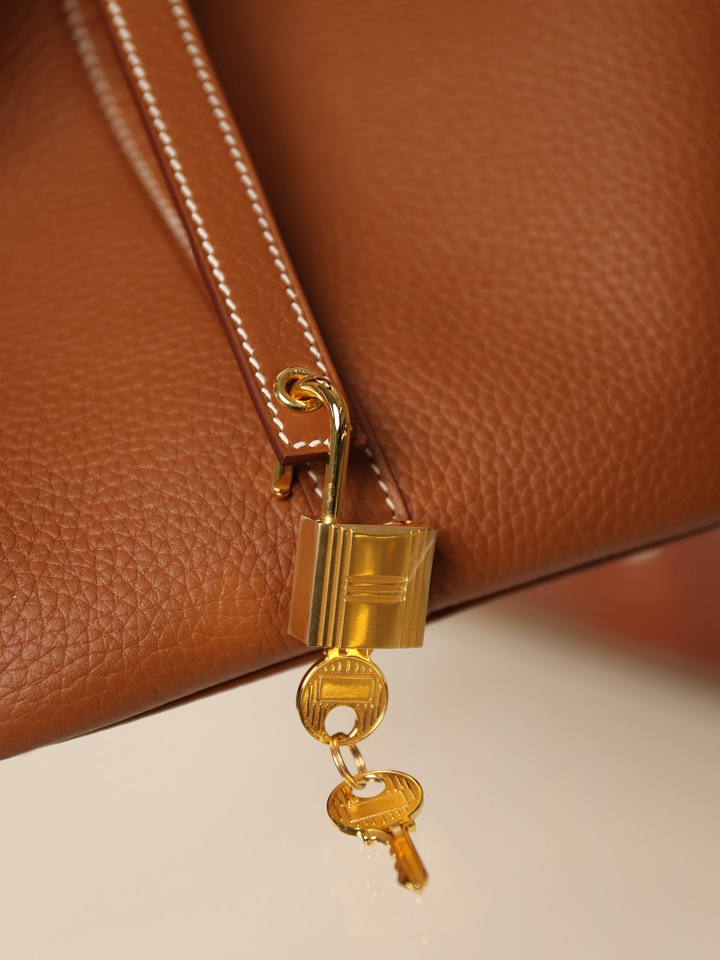 Hermès Picotin Lock 22 Handbag