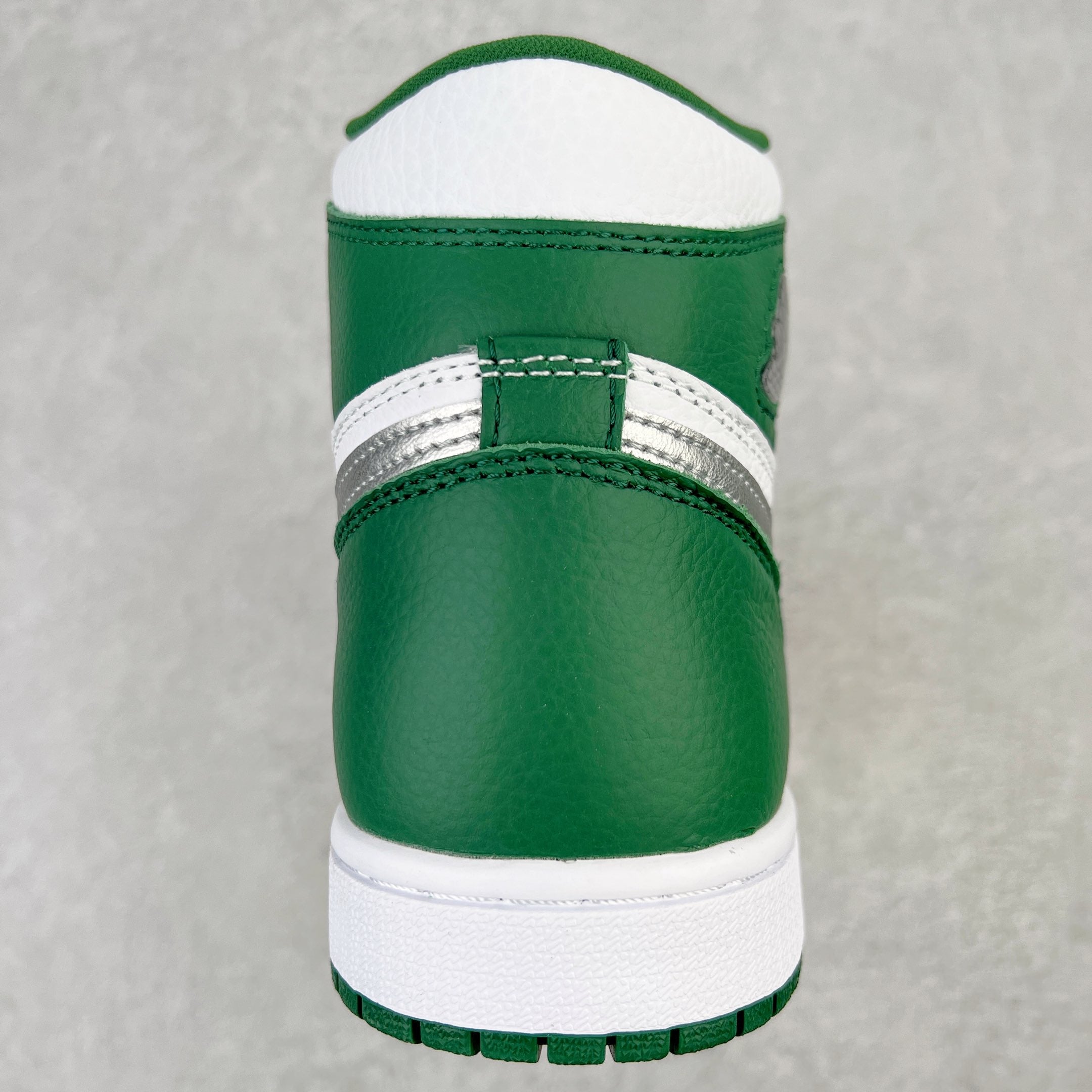 KZ Batch-Air Jordan 1 Retro High OG “Gorge Green”